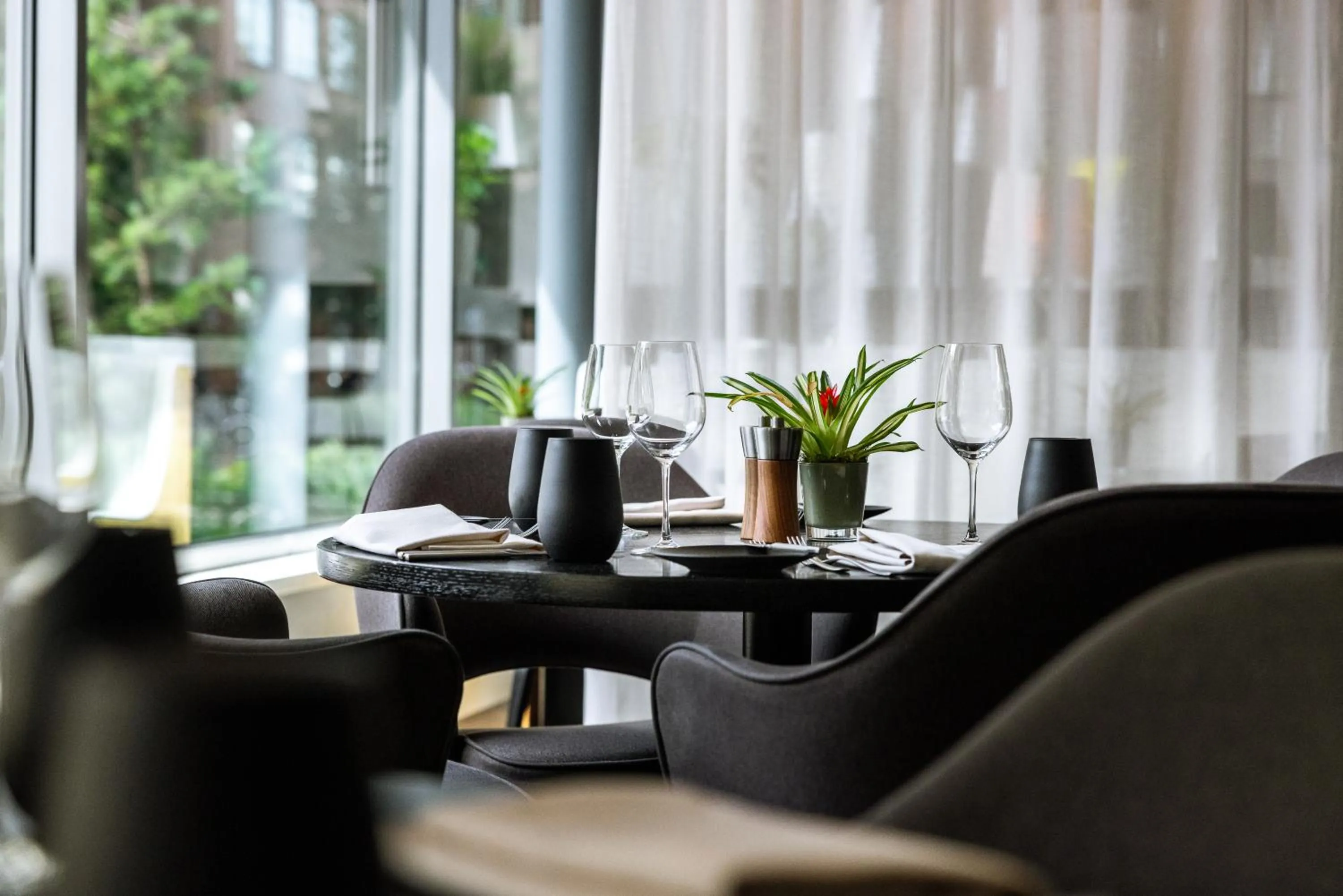 Restaurant/places to eat in Pullman Eindhoven Cocagne