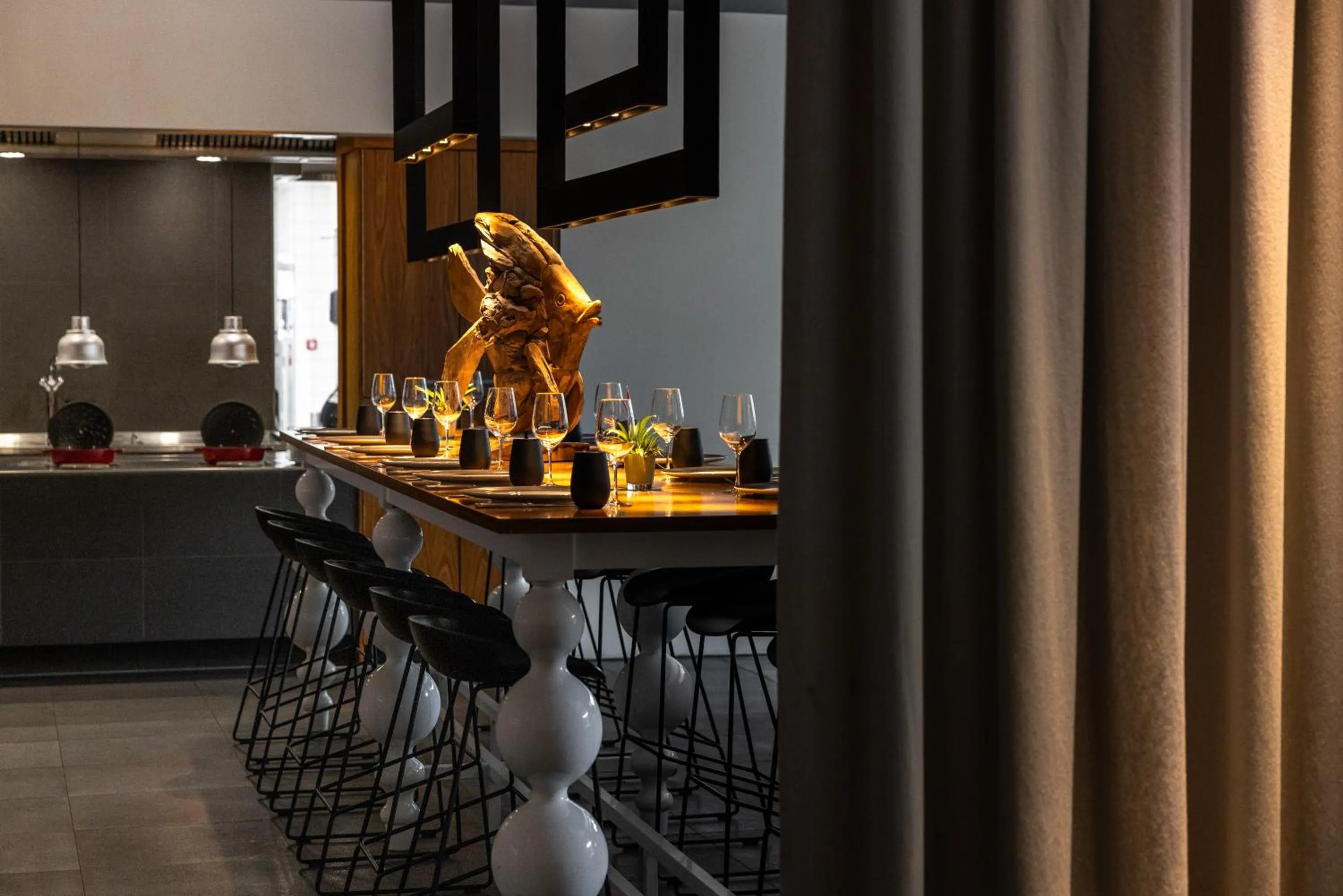 Restaurant/places to eat in Pullman Eindhoven Cocagne