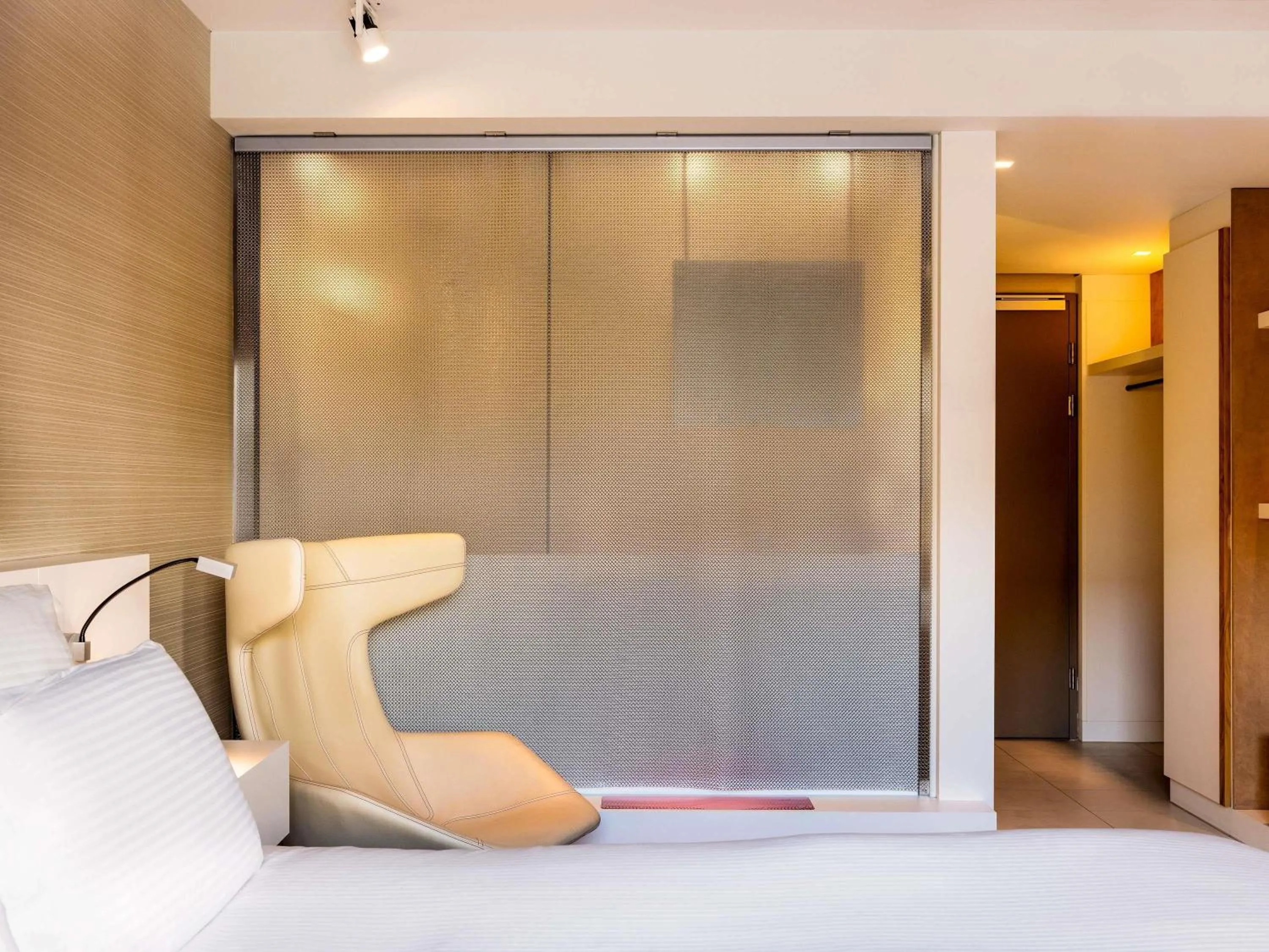 Bedroom, Bed in Pullman Eindhoven Cocagne