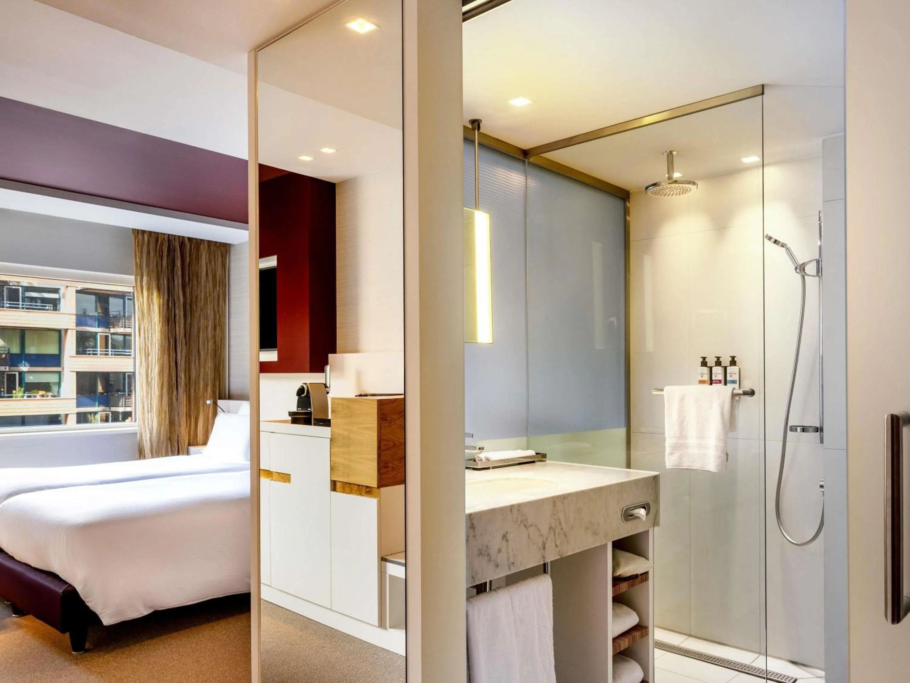 Bedroom, Bed in Pullman Eindhoven Cocagne