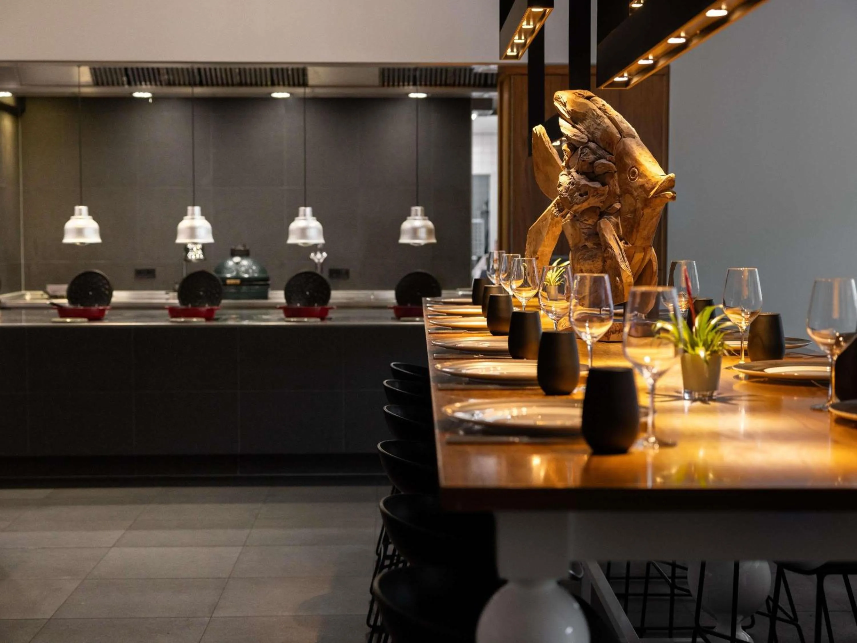 Restaurant/places to eat in Pullman Eindhoven Cocagne