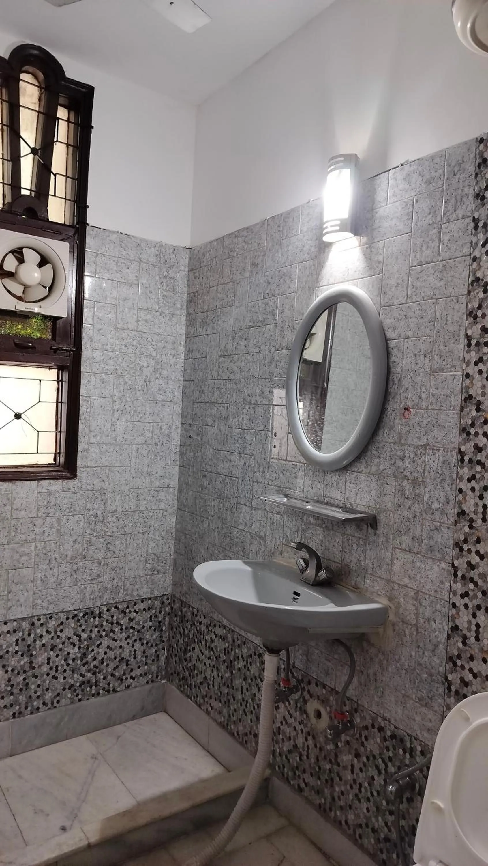 Bathroom in Jay Jagannath