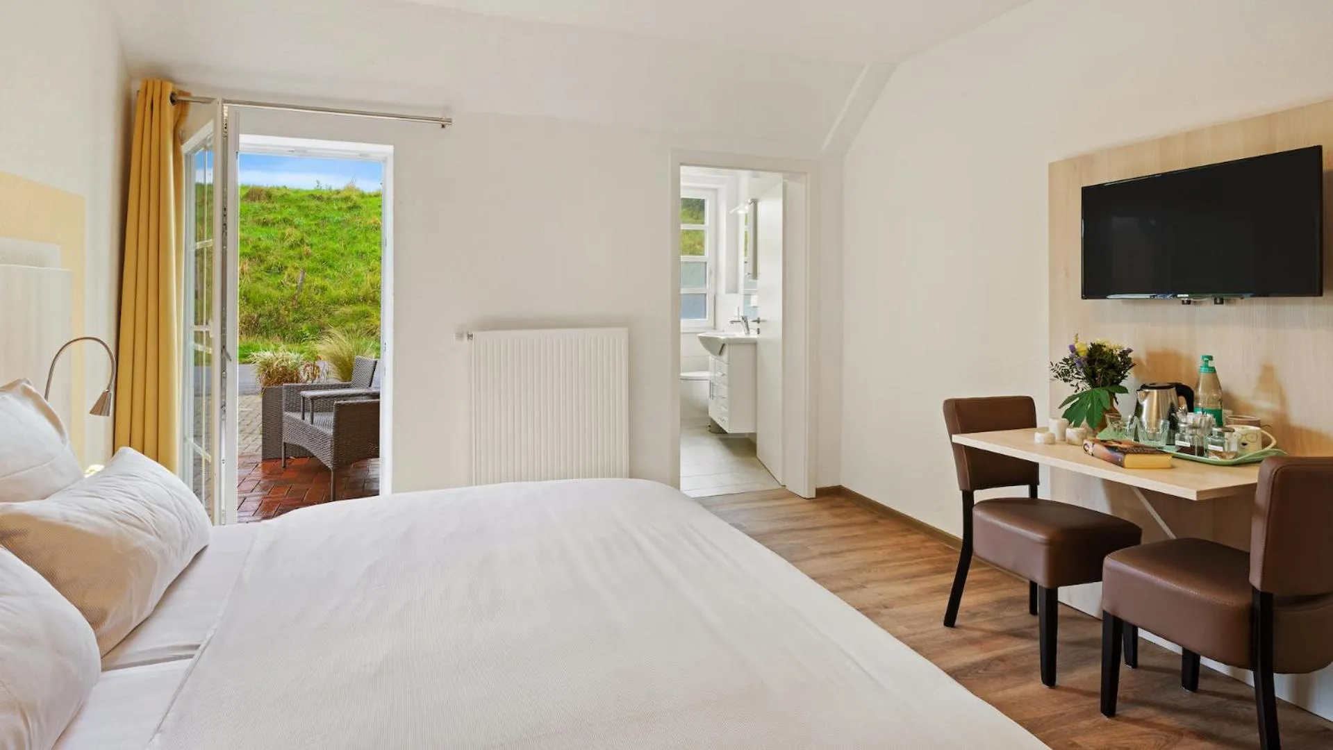 Bed in Hotel Deichinsel