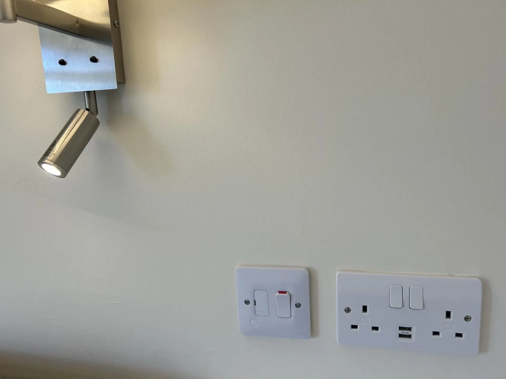 Area and facilities in Corunna Bed & Breakfast and Corunna Cottage