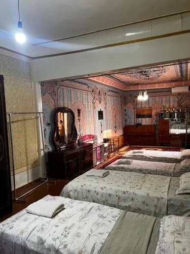 Reyhana Unique House