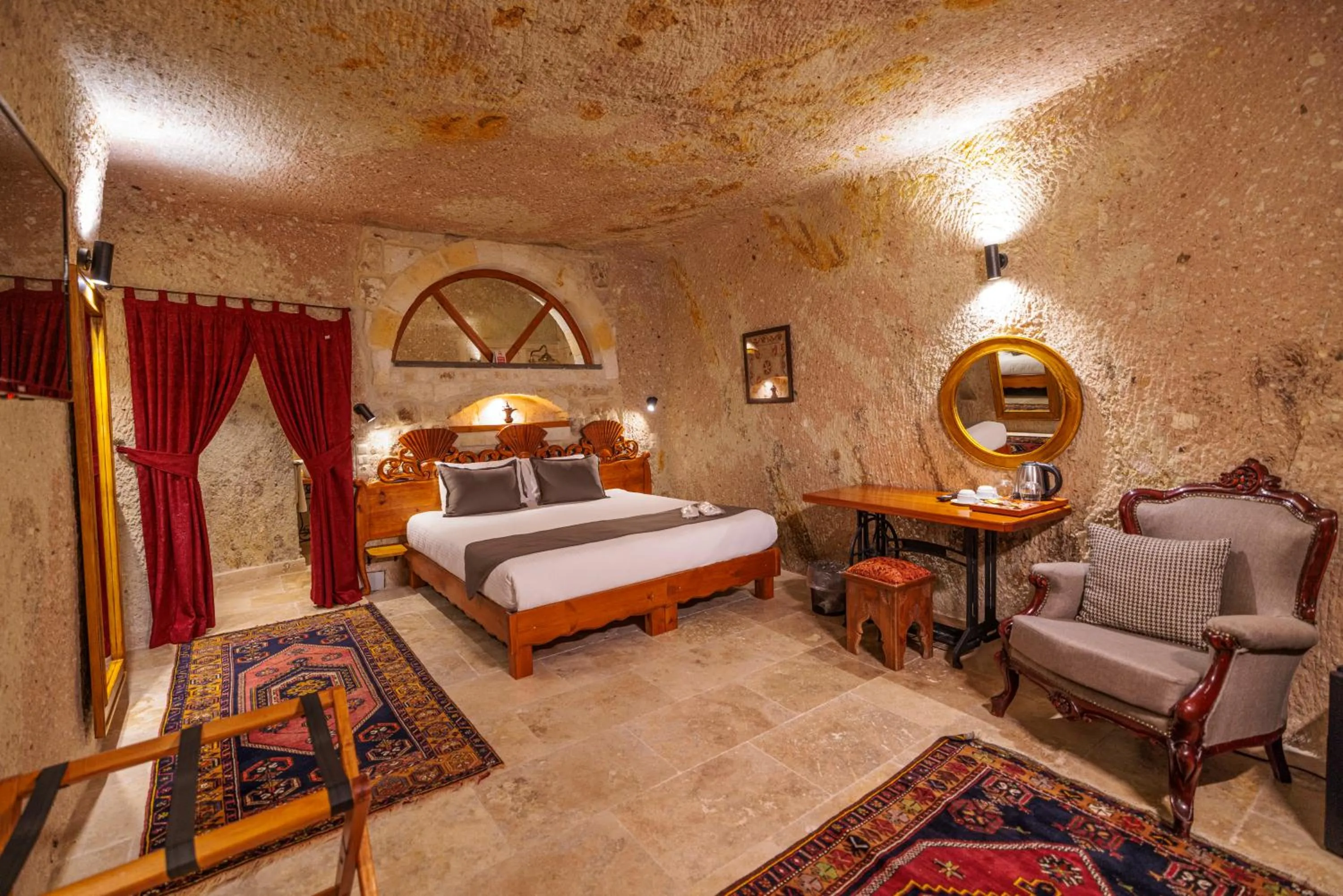 Bed in Canyon Cave Hotel
