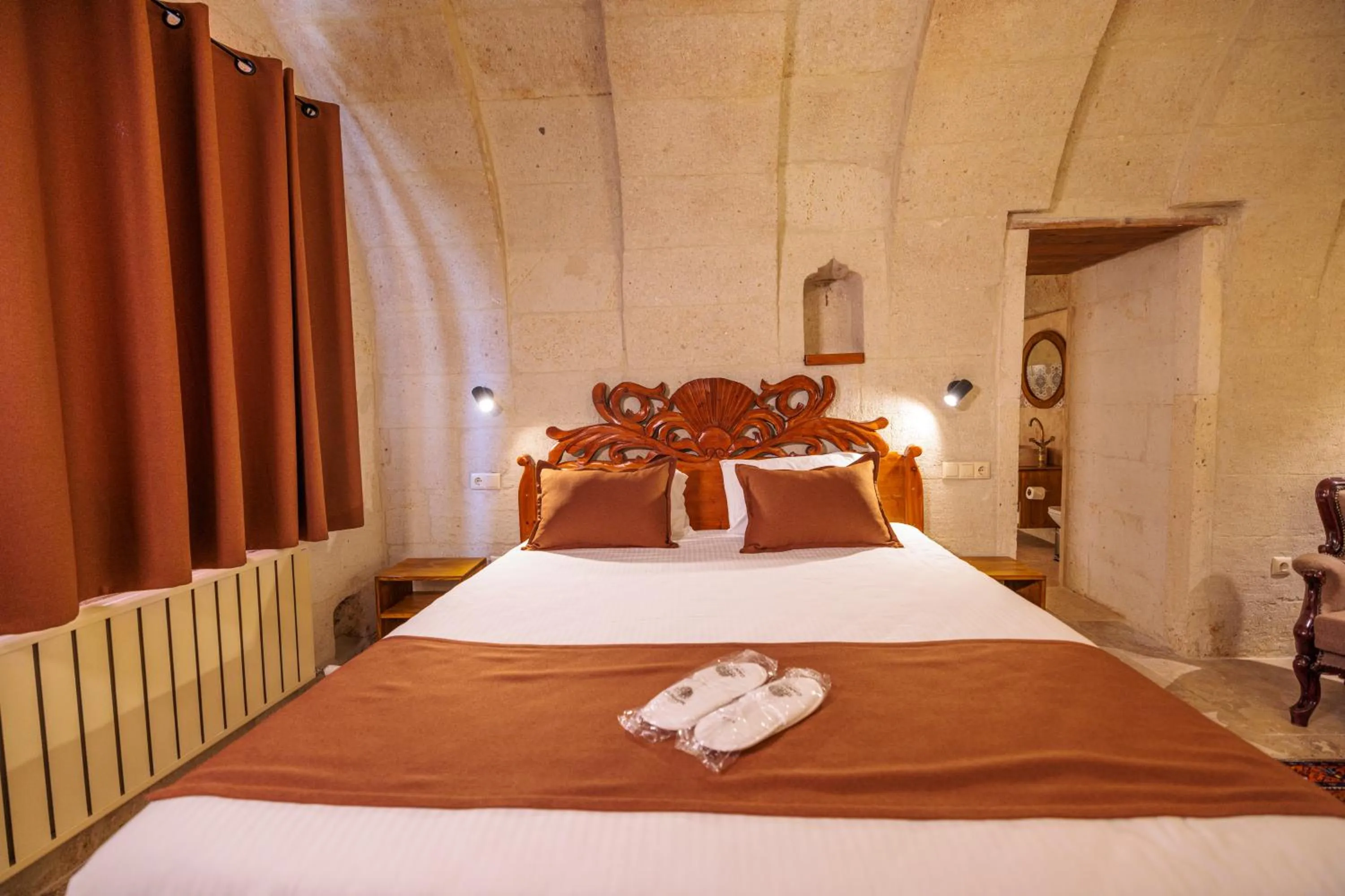 Bed in Canyon Cave Hotel