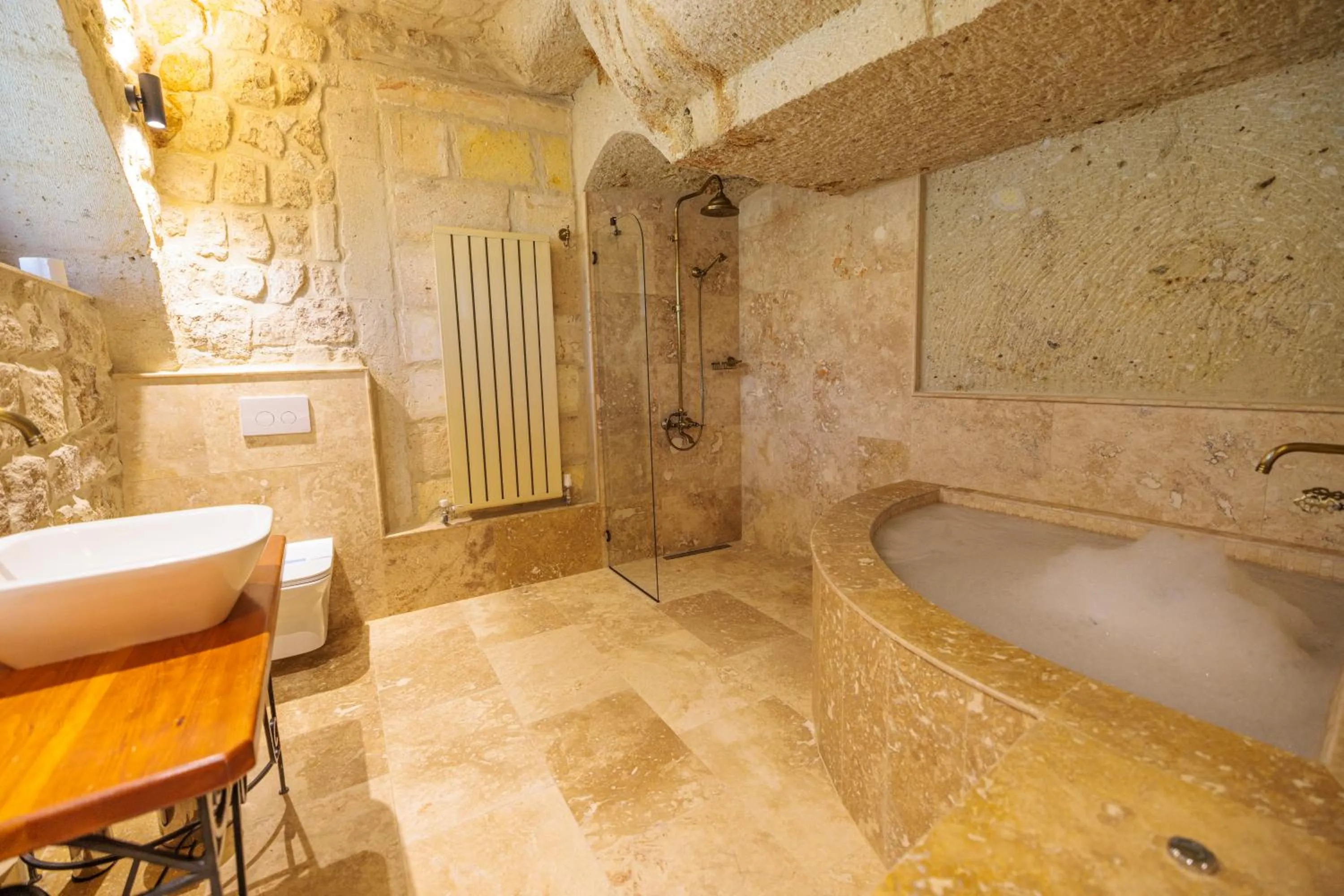 Shower in Canyon Cave Hotel