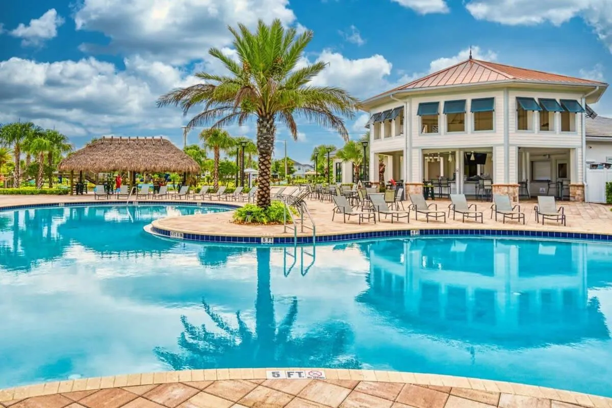 Stunning Home Private Pool Great Location