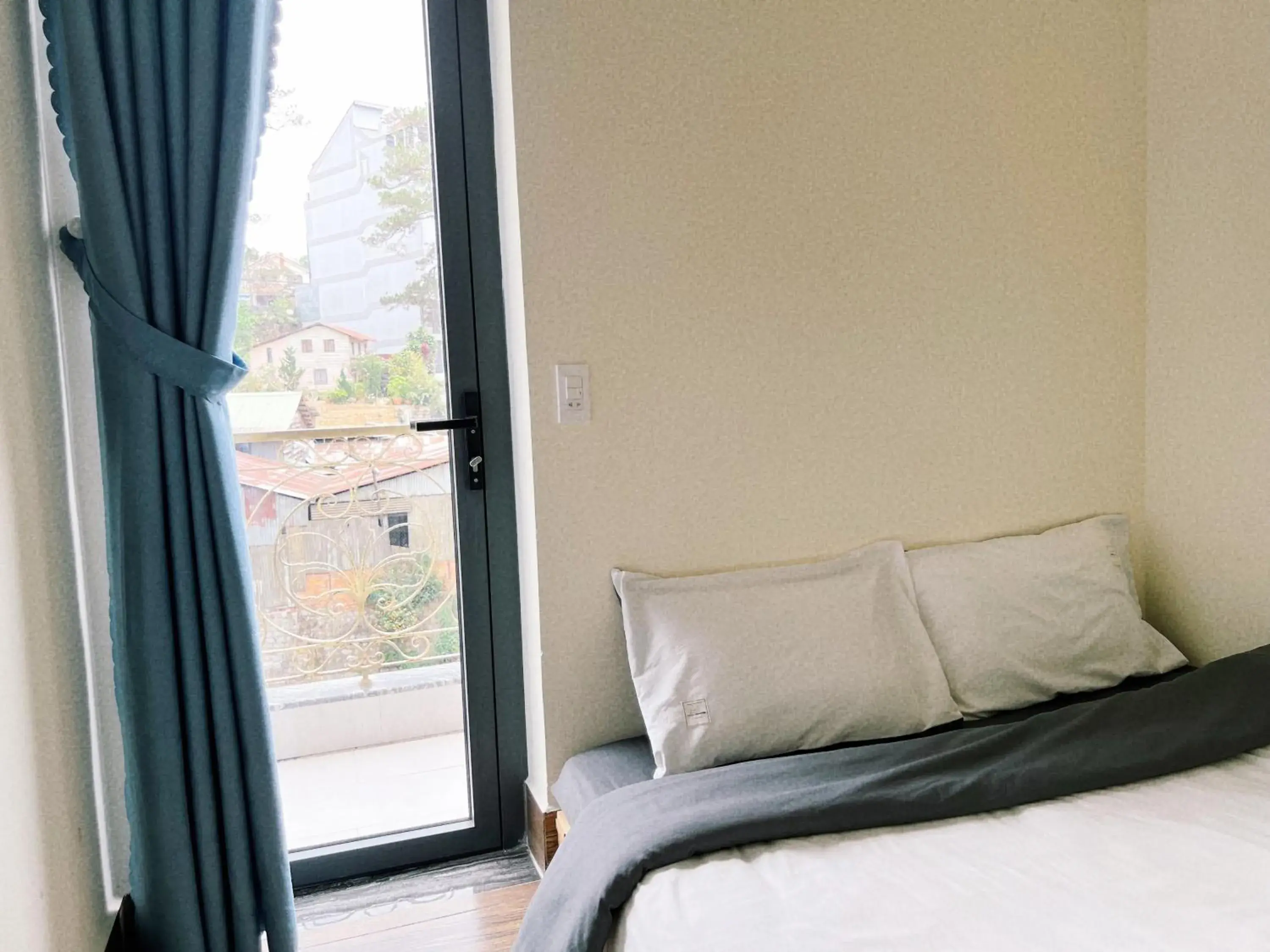 Queen Room with Balcony in D Home Da Lat 2 Queen Room with Balcony in D Home Da Lat 2