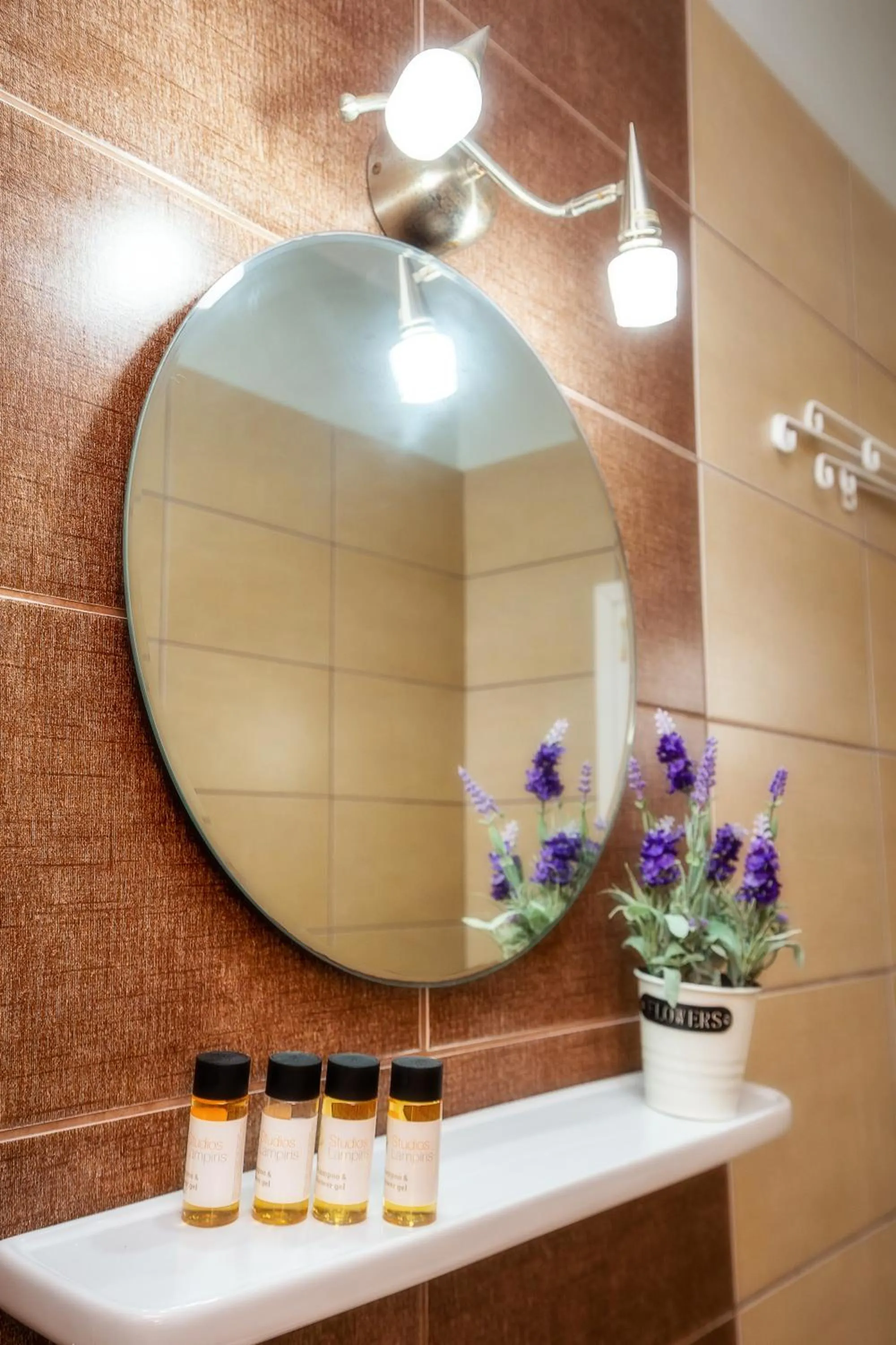 Bathroom in Famelia Studios Lampiris