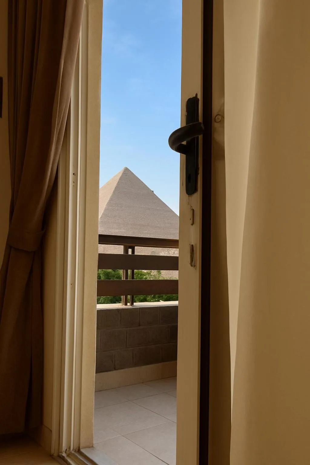Balcony/Terrace in Solima Pyramids View