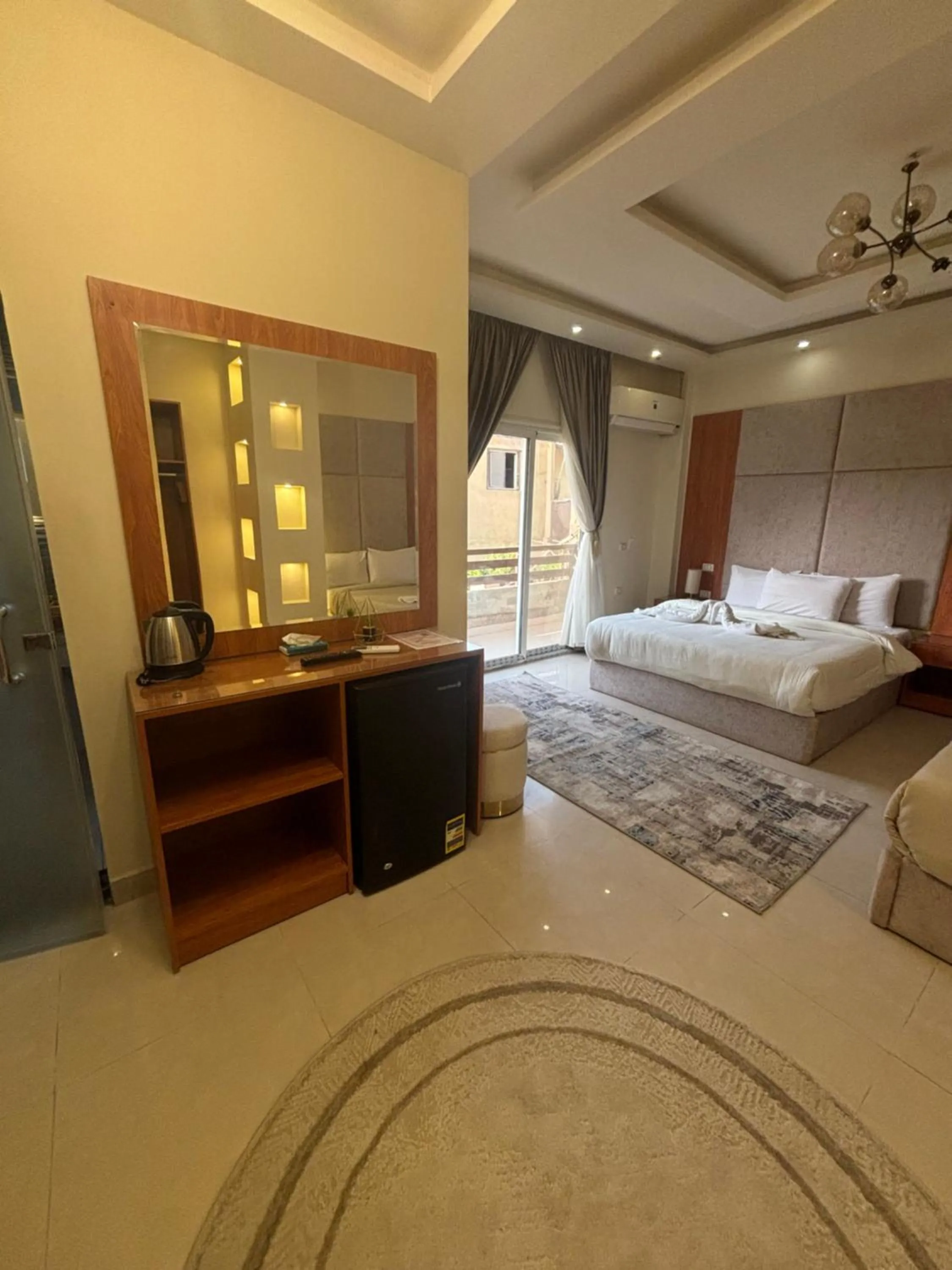 Photo of the whole room, Bed in Solima Pyramids View