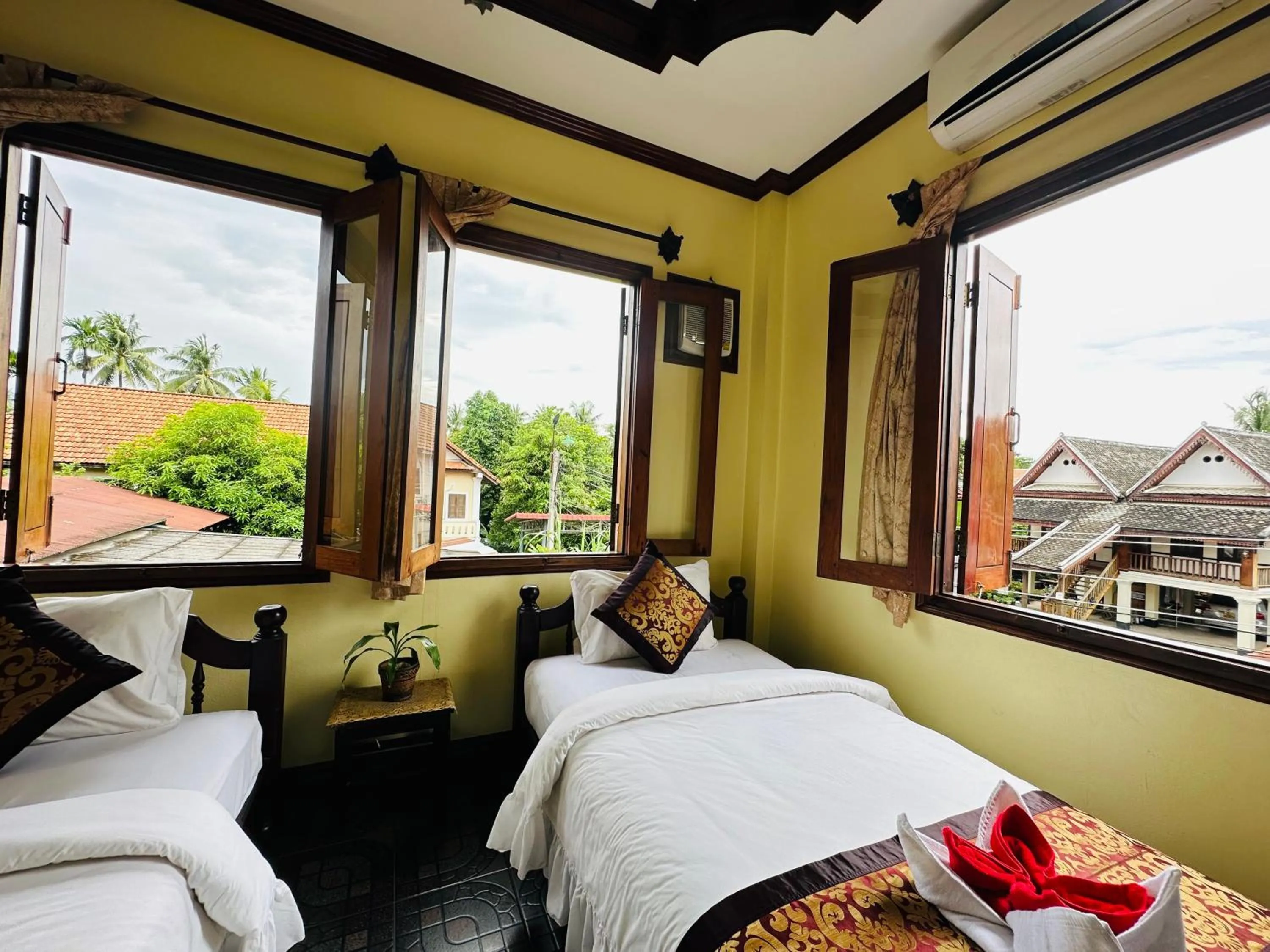 Bed in Visoun Luang Prabang Hotel