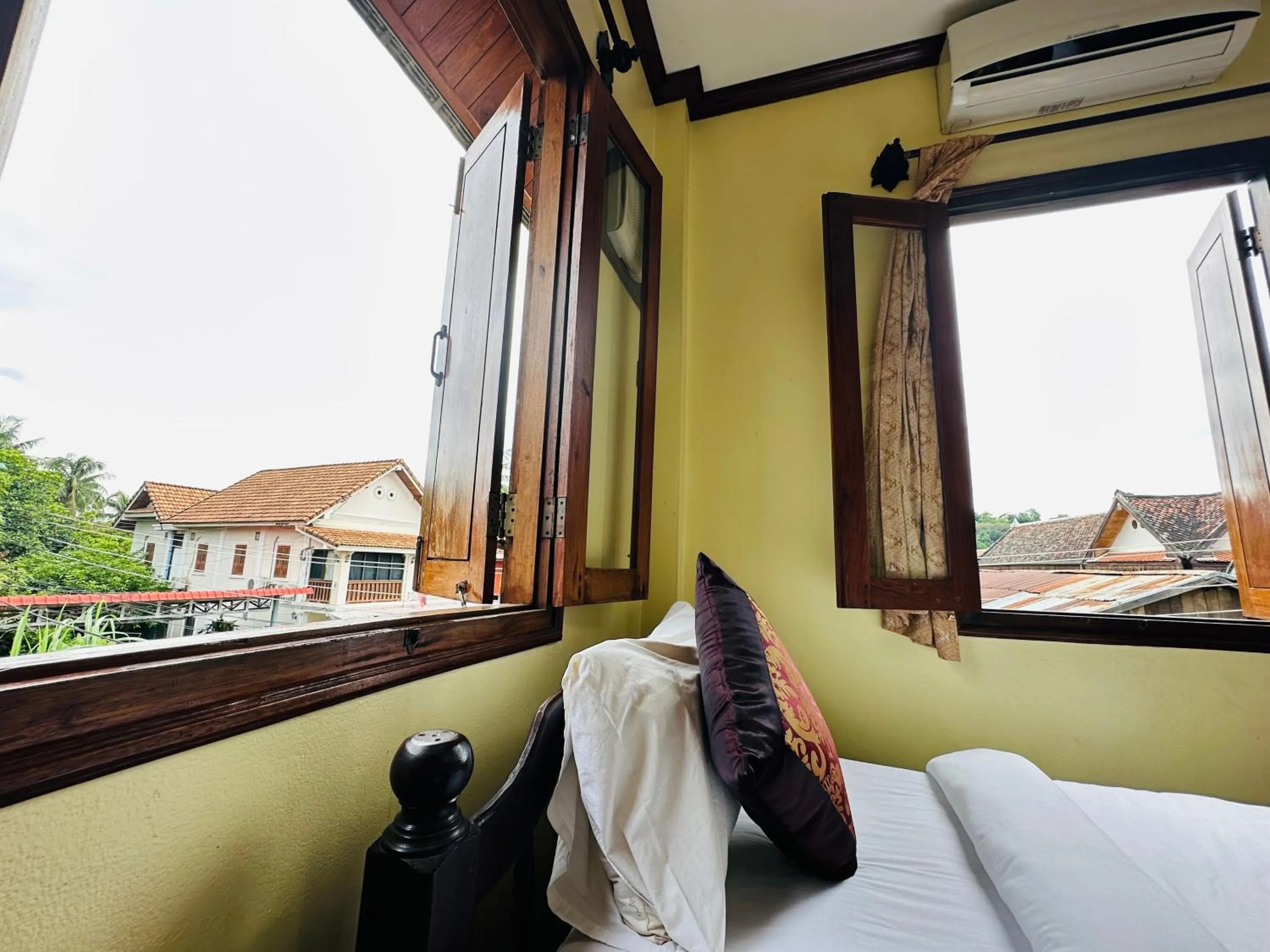 Bed in Visoun Luang Prabang Hotel