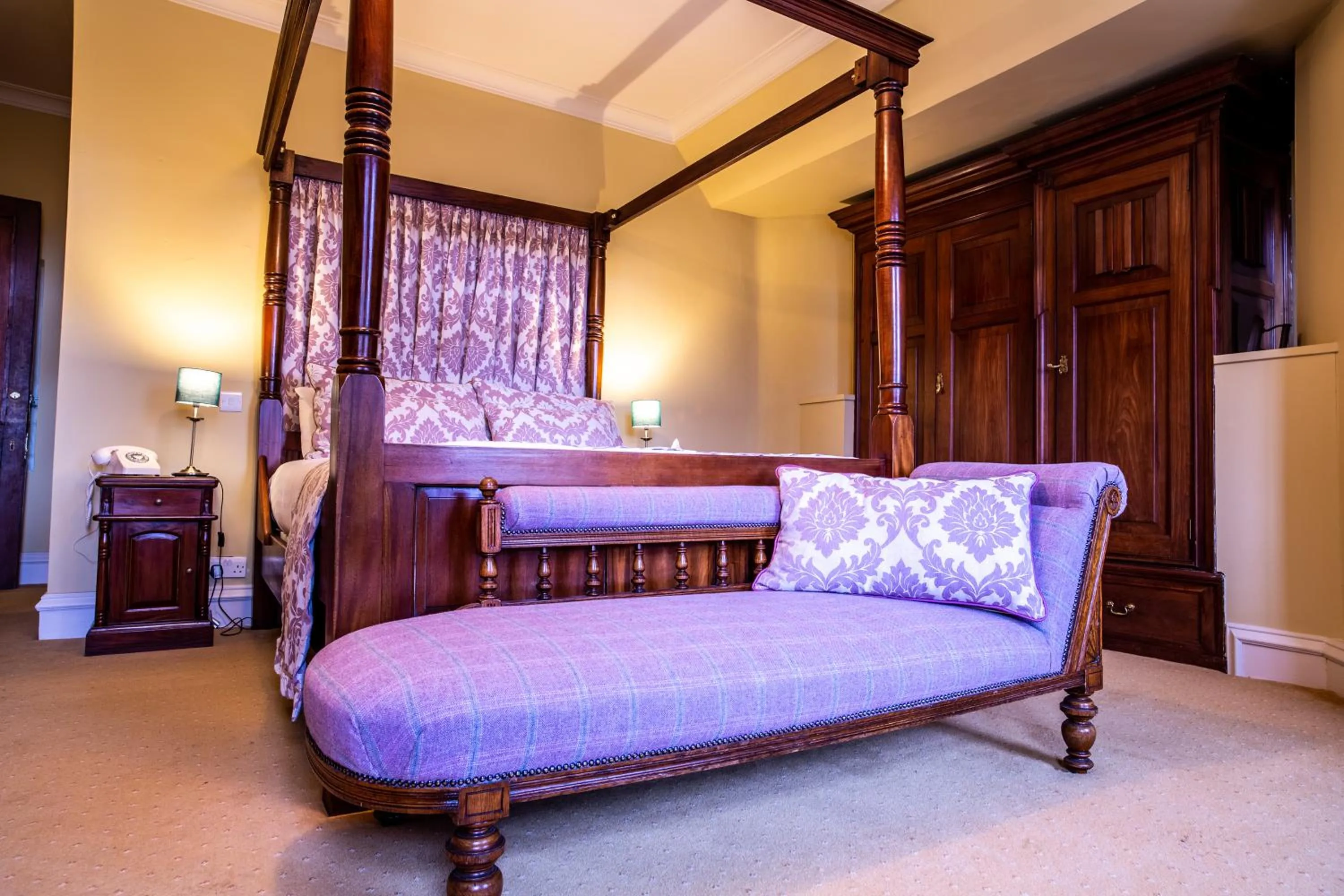 Bed in Dalmunzie Castle Hotel