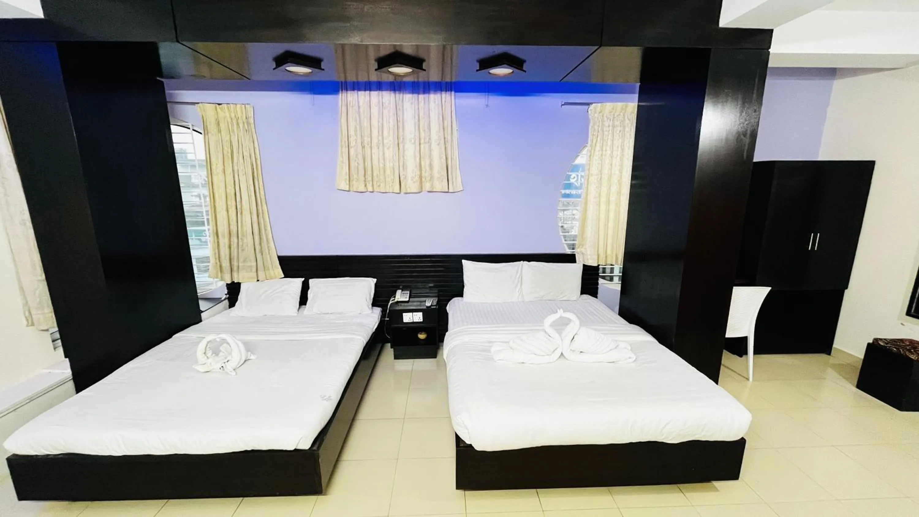 Bed in Hotel Royal Palm