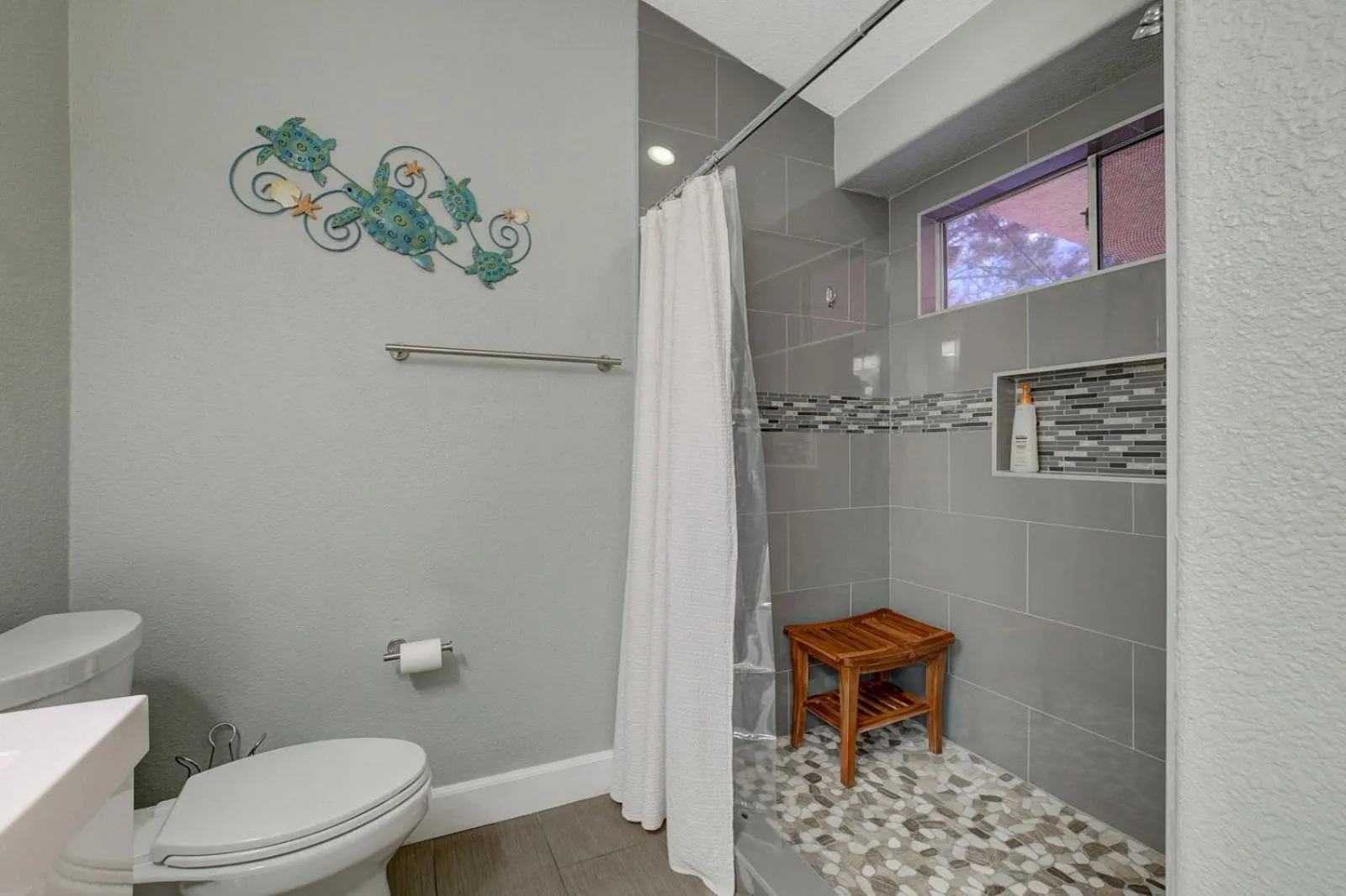 Shower in Mirage Pool House - Heart of LV, Swimming Pool, Games, heavenly relaxation