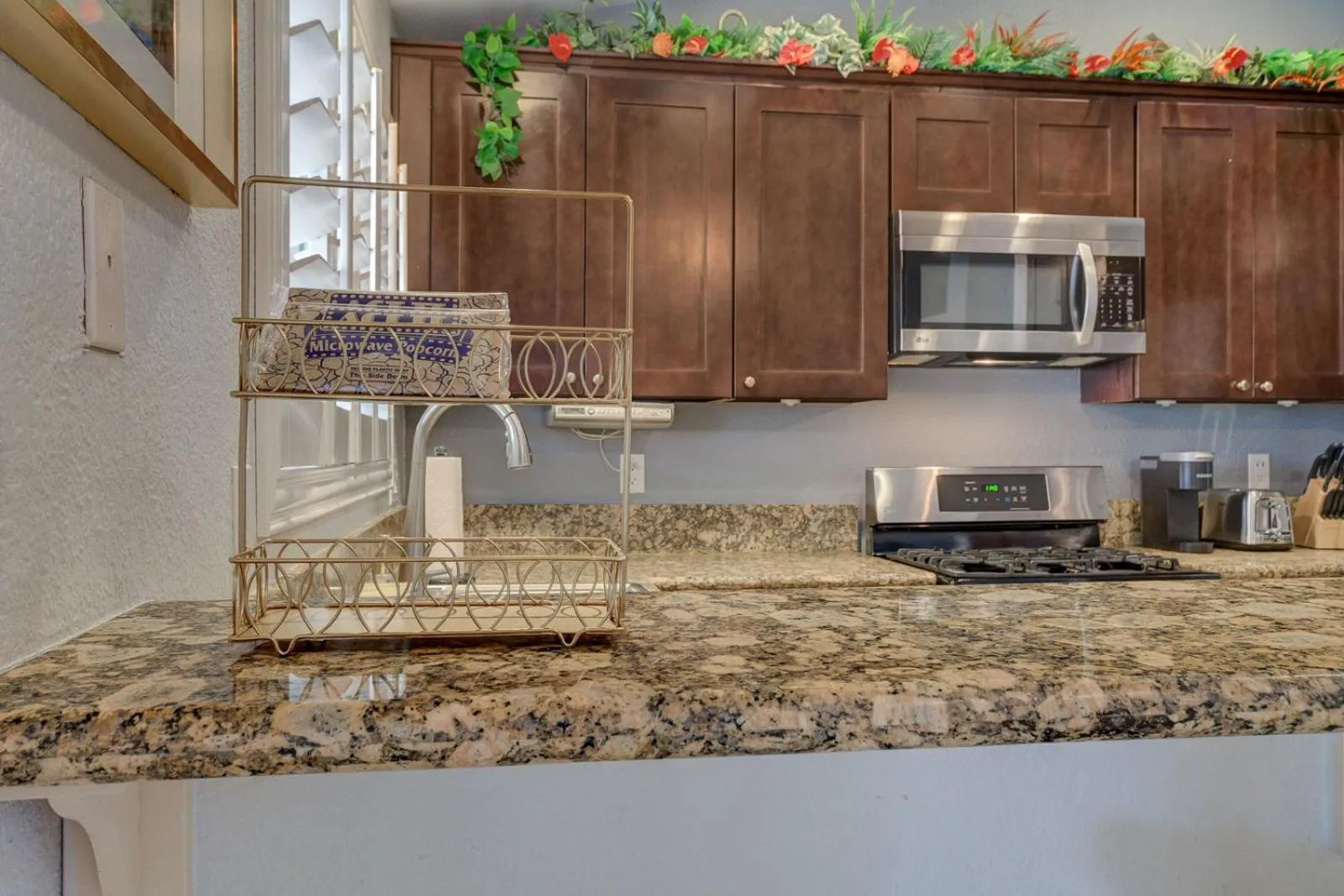 dishwasher in Mirage Pool House - Heart of LV, Swimming Pool, Games, heavenly relaxation