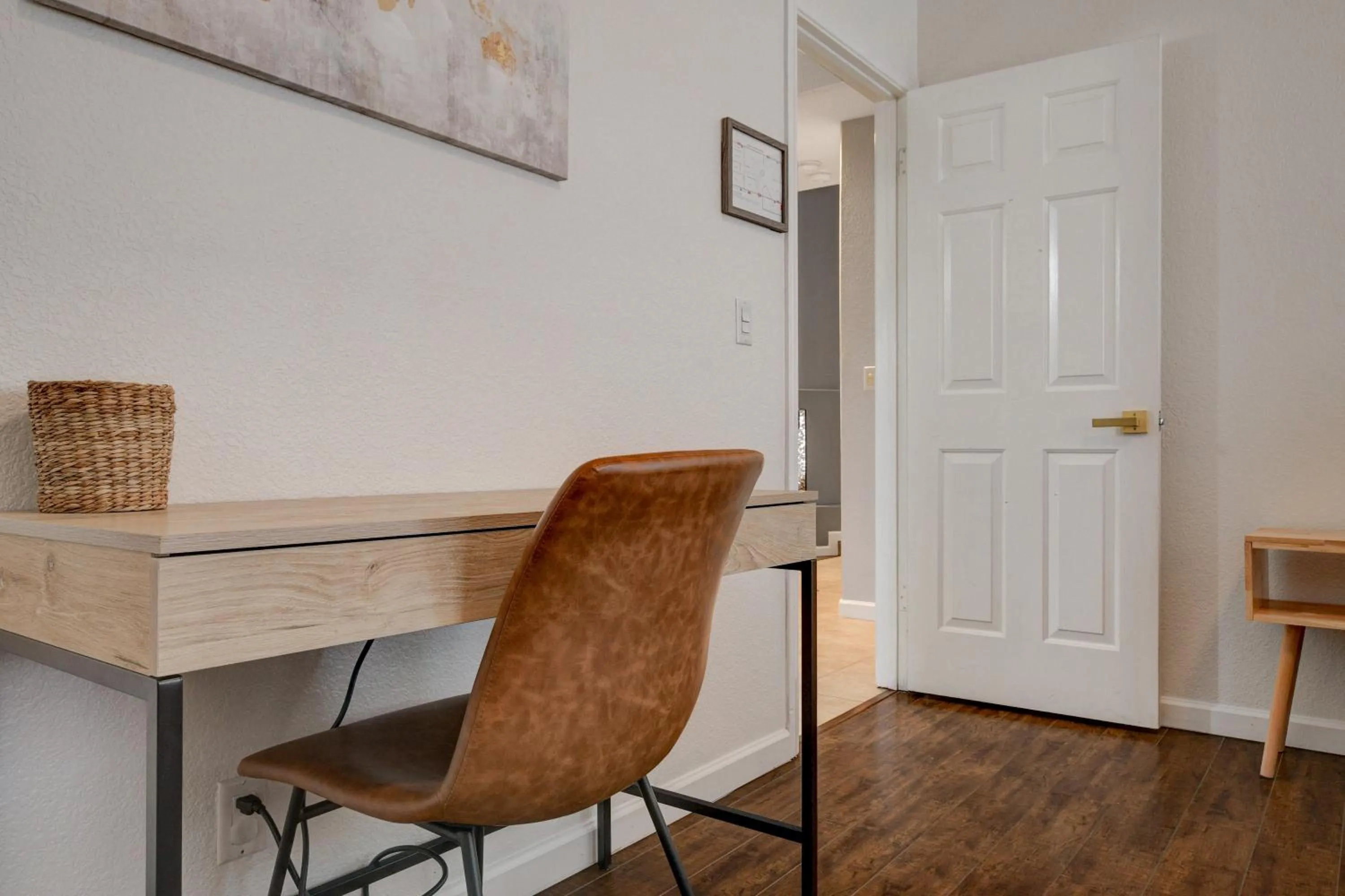 Business facilities in Mirage Pool House - Heart of LV, Swimming Pool, Games, heavenly relaxation