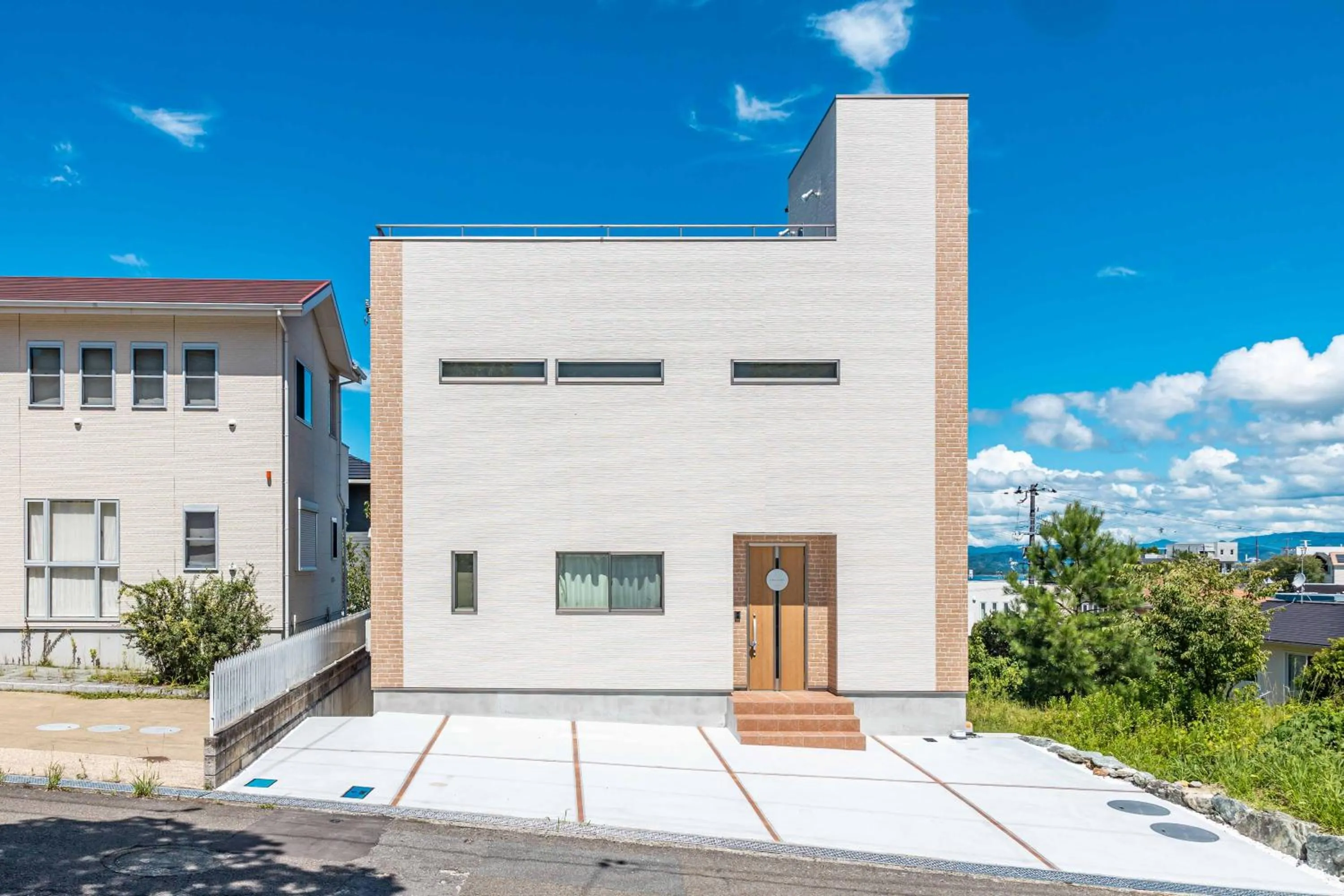 Property building in PEACE OF REST SHIRAHAMA