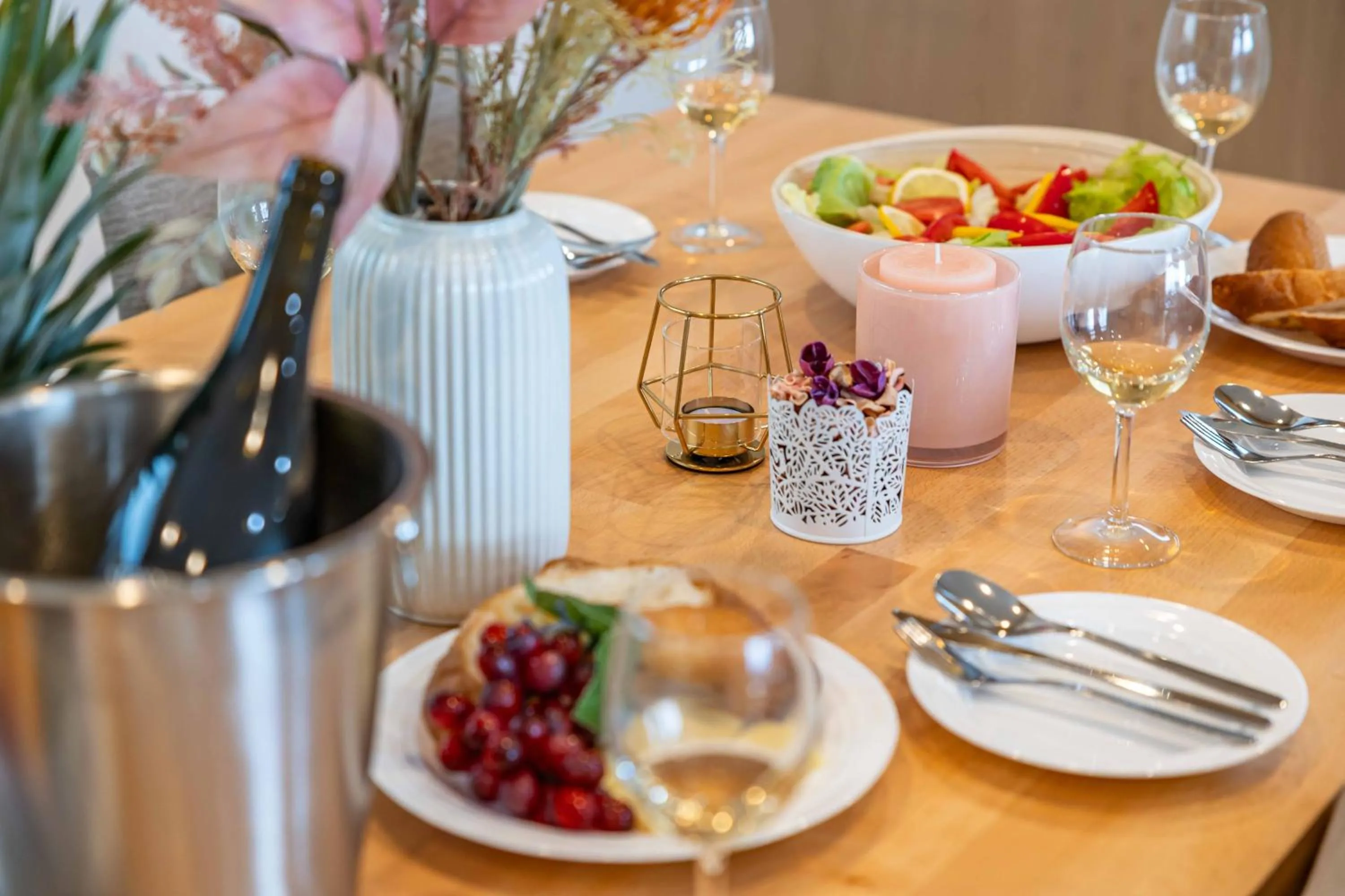 Dining area in PEACE OF REST SHIRAHAMA