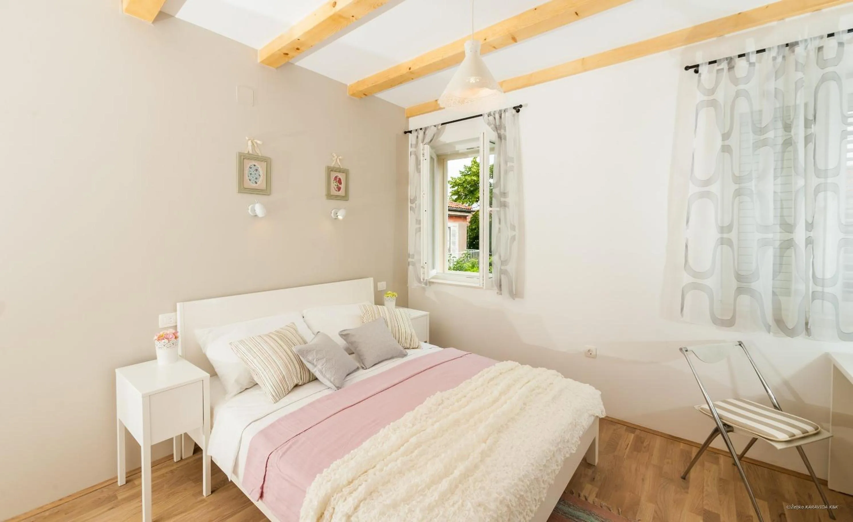 Bedroom, Bed in Aldo Apartments Center