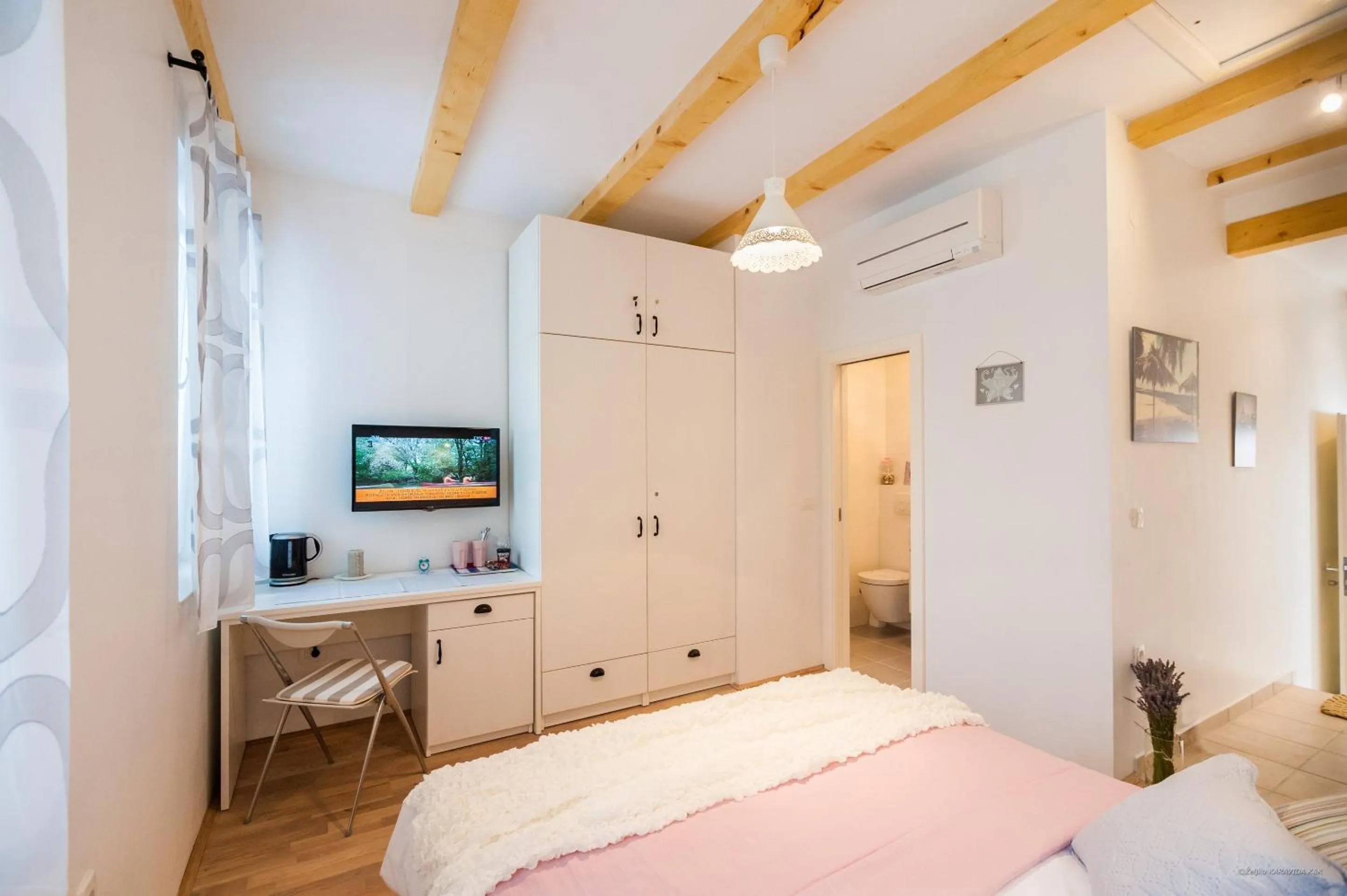 Bedroom, Bed in Aldo Apartments Center