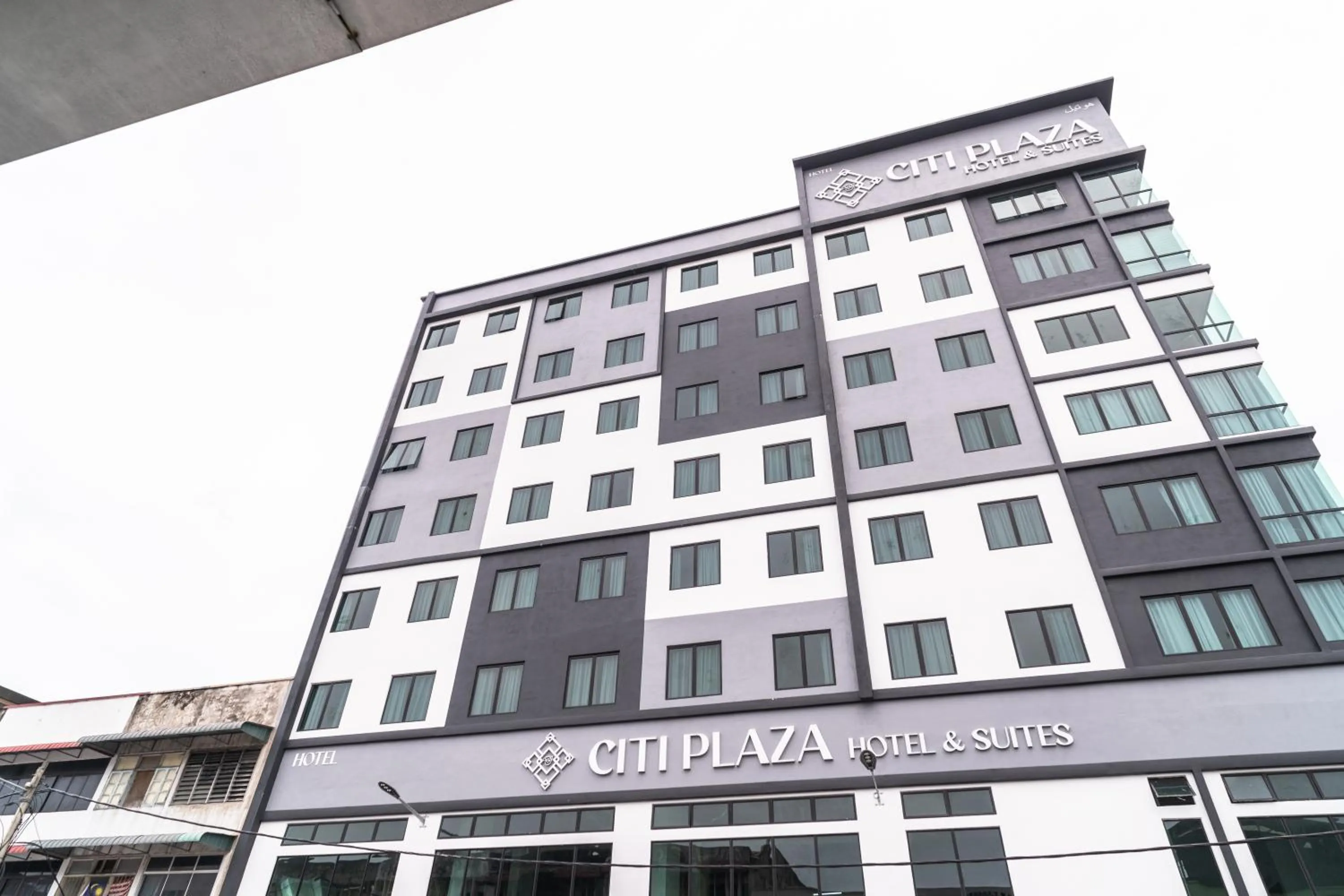 Property building in DJ Citi Plaza Hotel & Suites