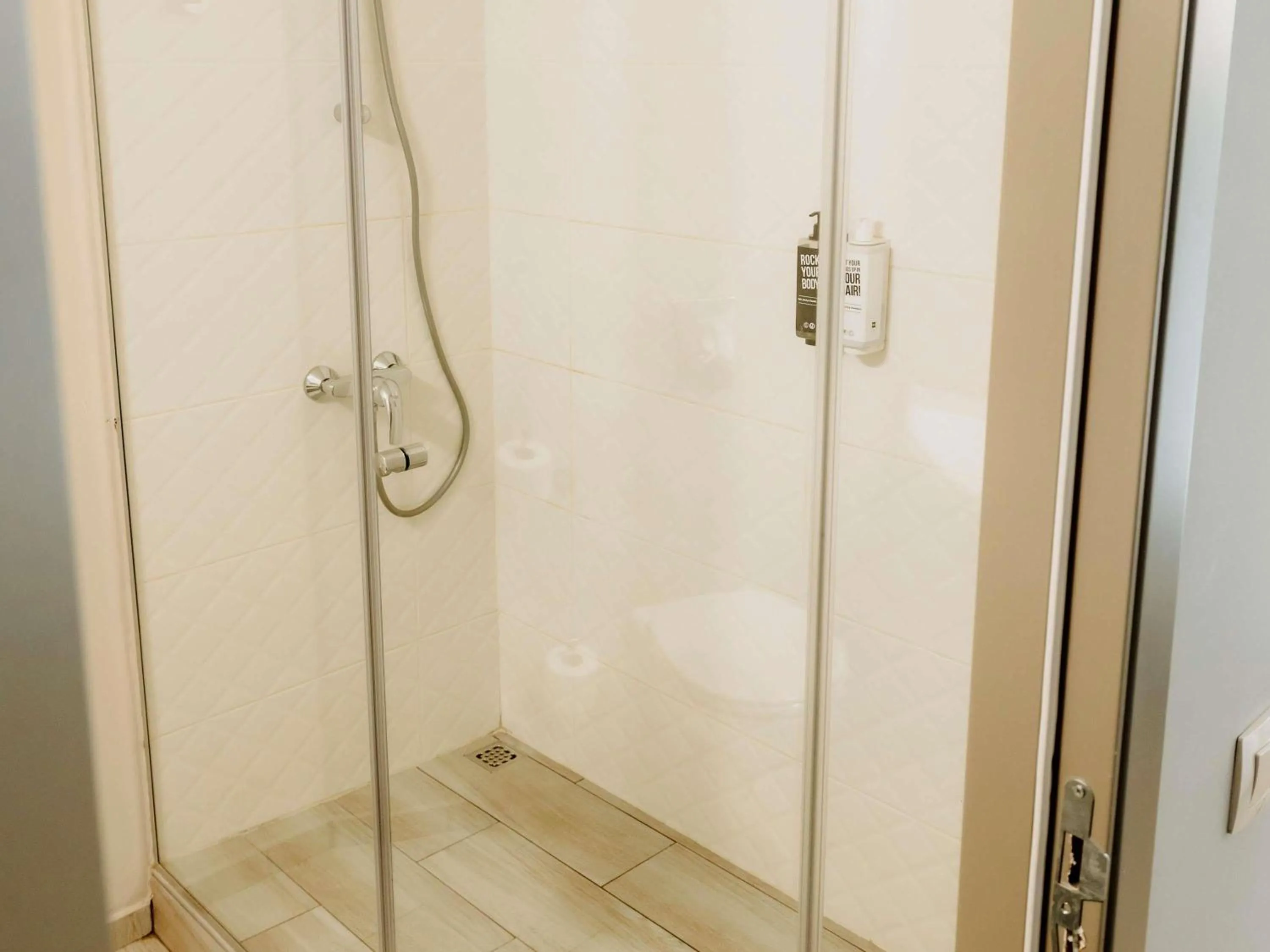 Bedroom in Ibis Sofia Airport Hotel