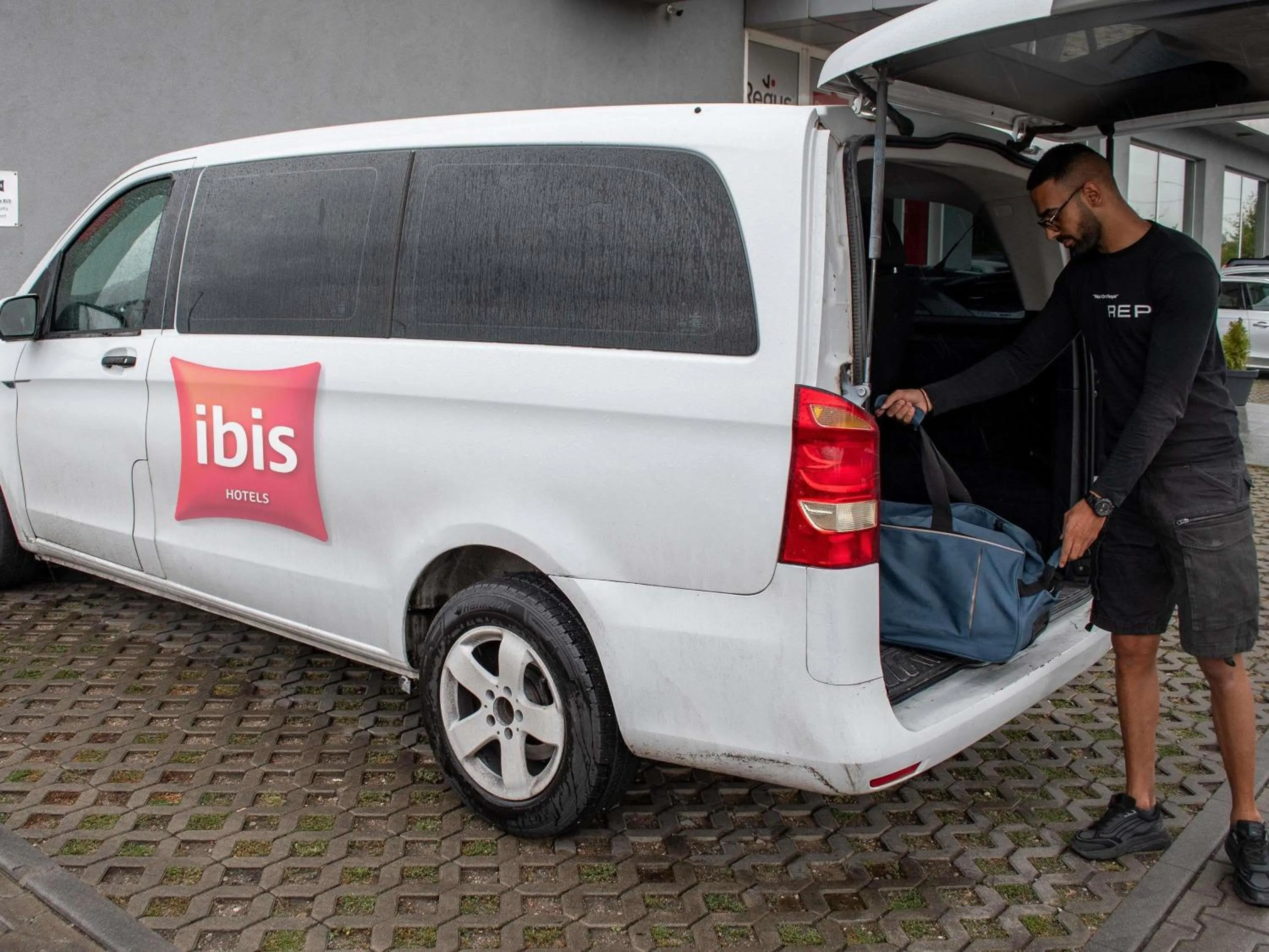 Bedroom in Ibis Sofia Airport Hotel