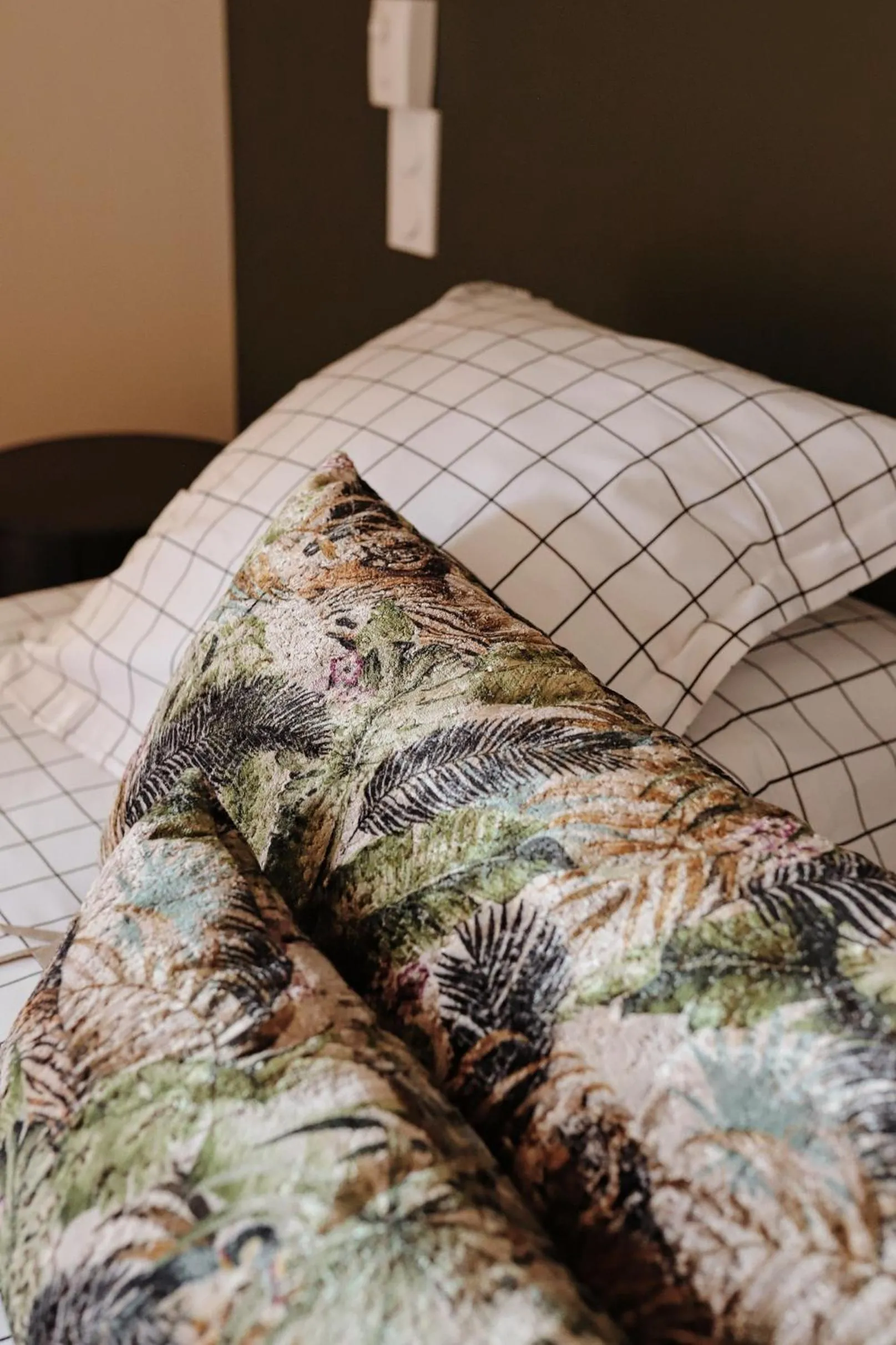 Bed in Hotel Home Arcachon