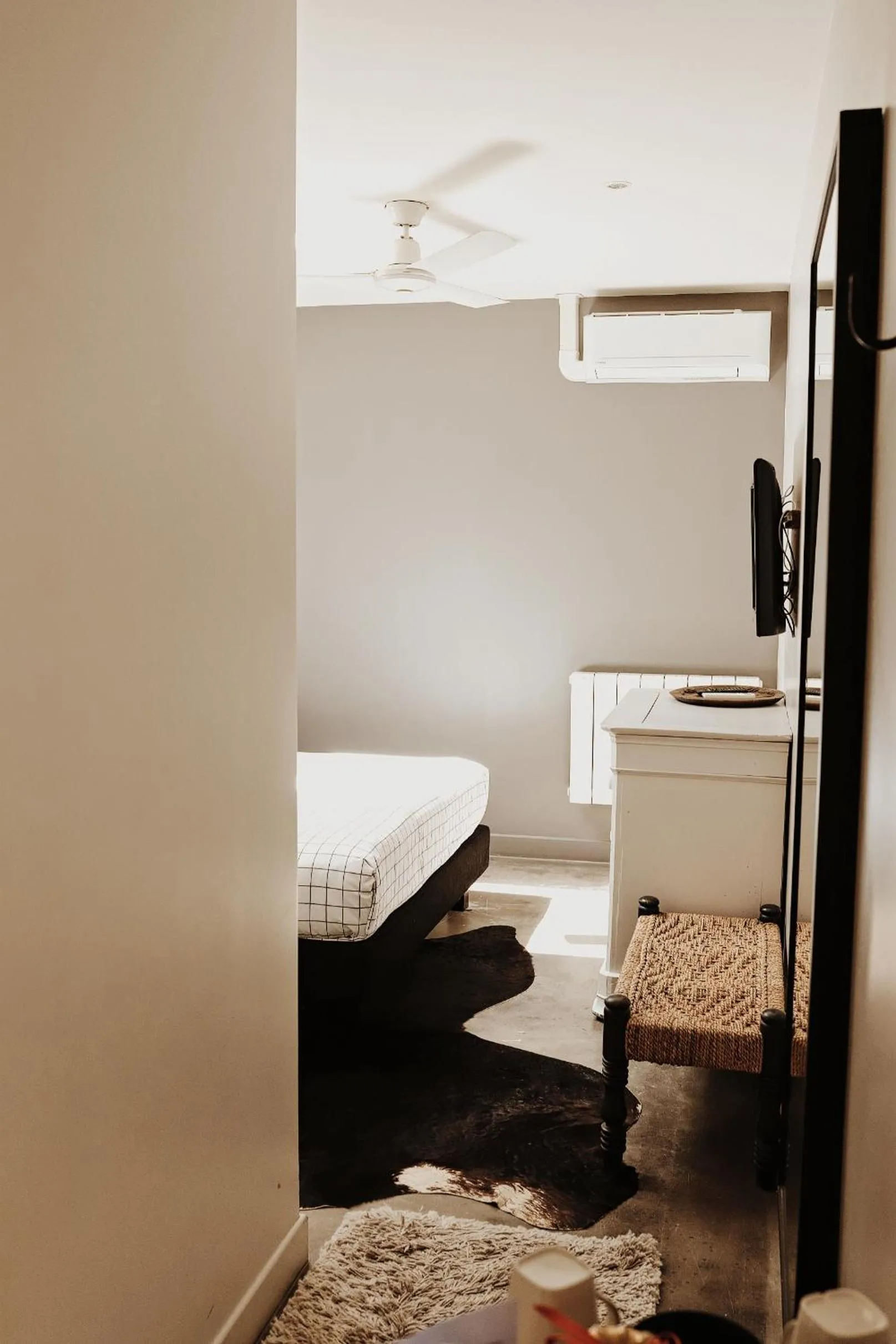 Bed in Hotel Home Arcachon
