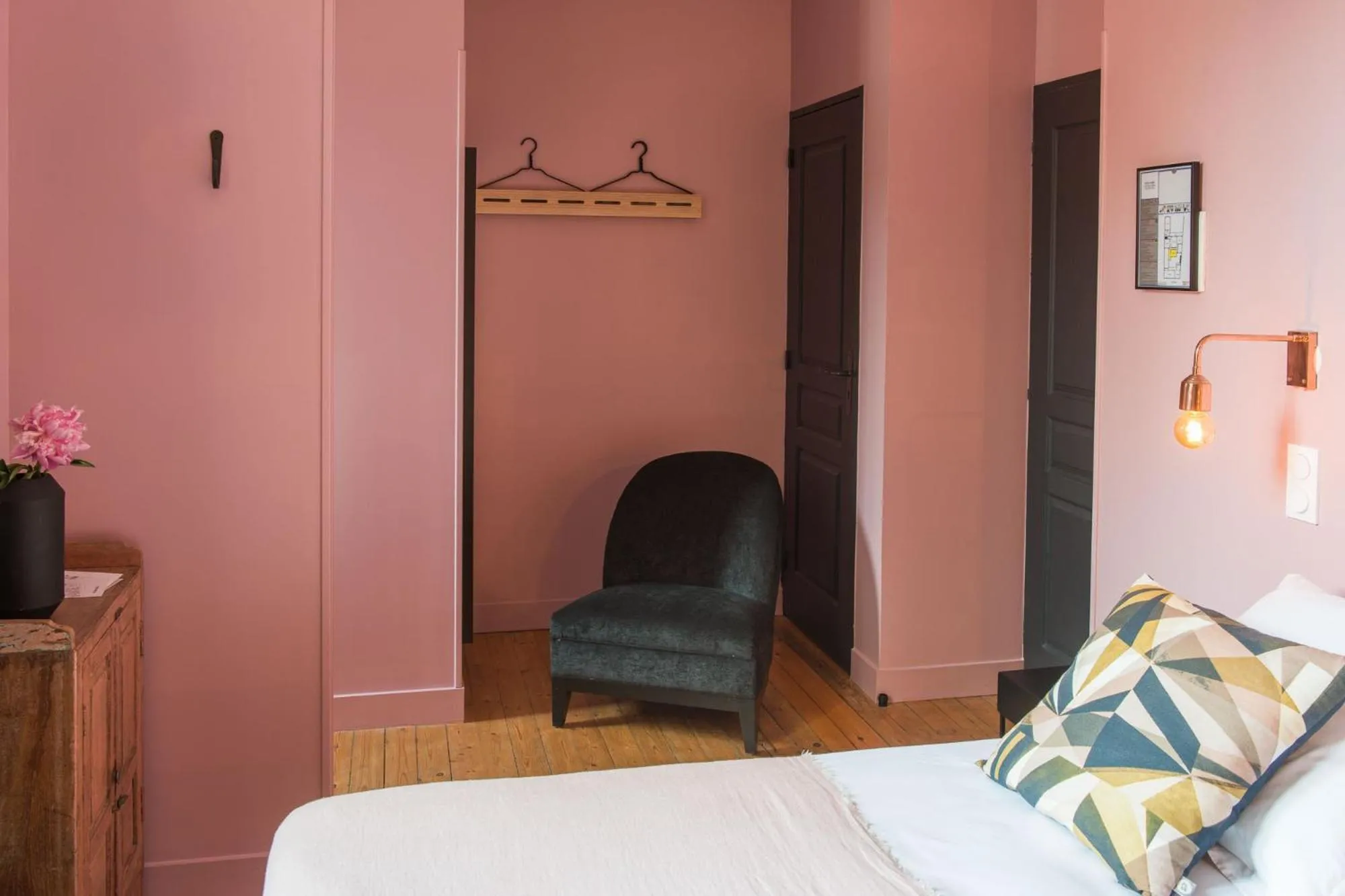 Bed in Hotel Home Arcachon