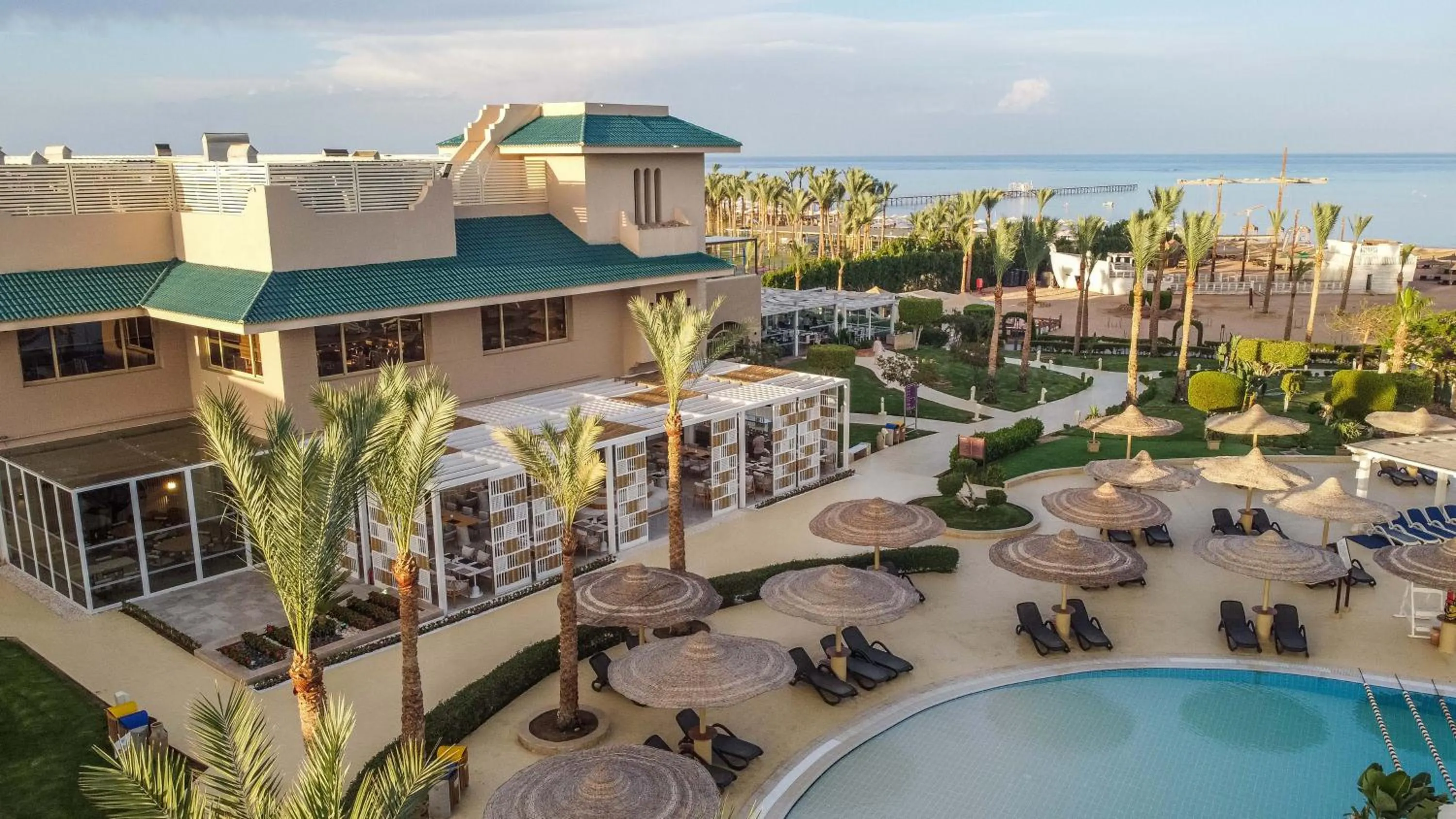 Restaurant/places to eat in Coral Sea Holiday Resort & Aqua Park