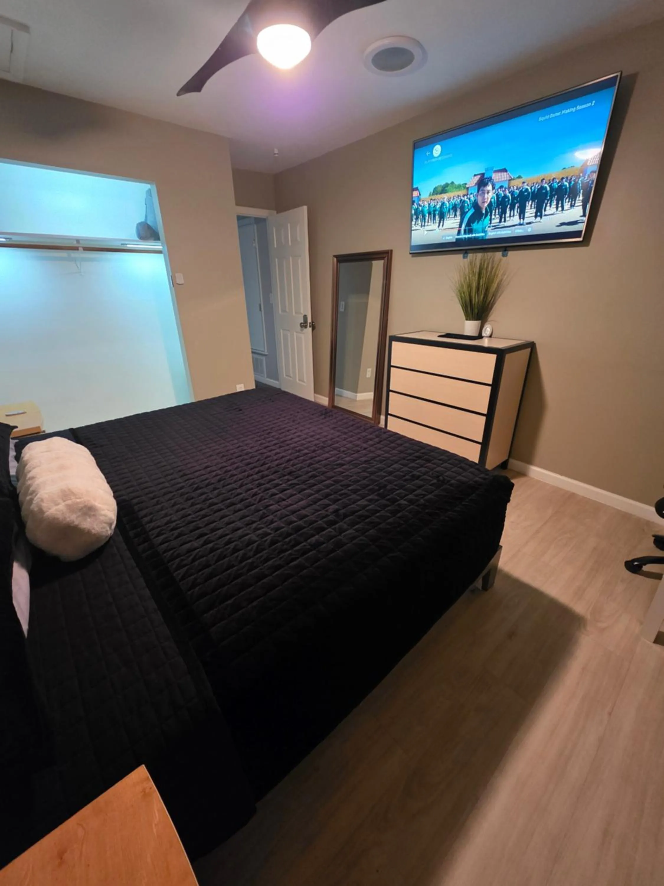 Modern/Retro Condo