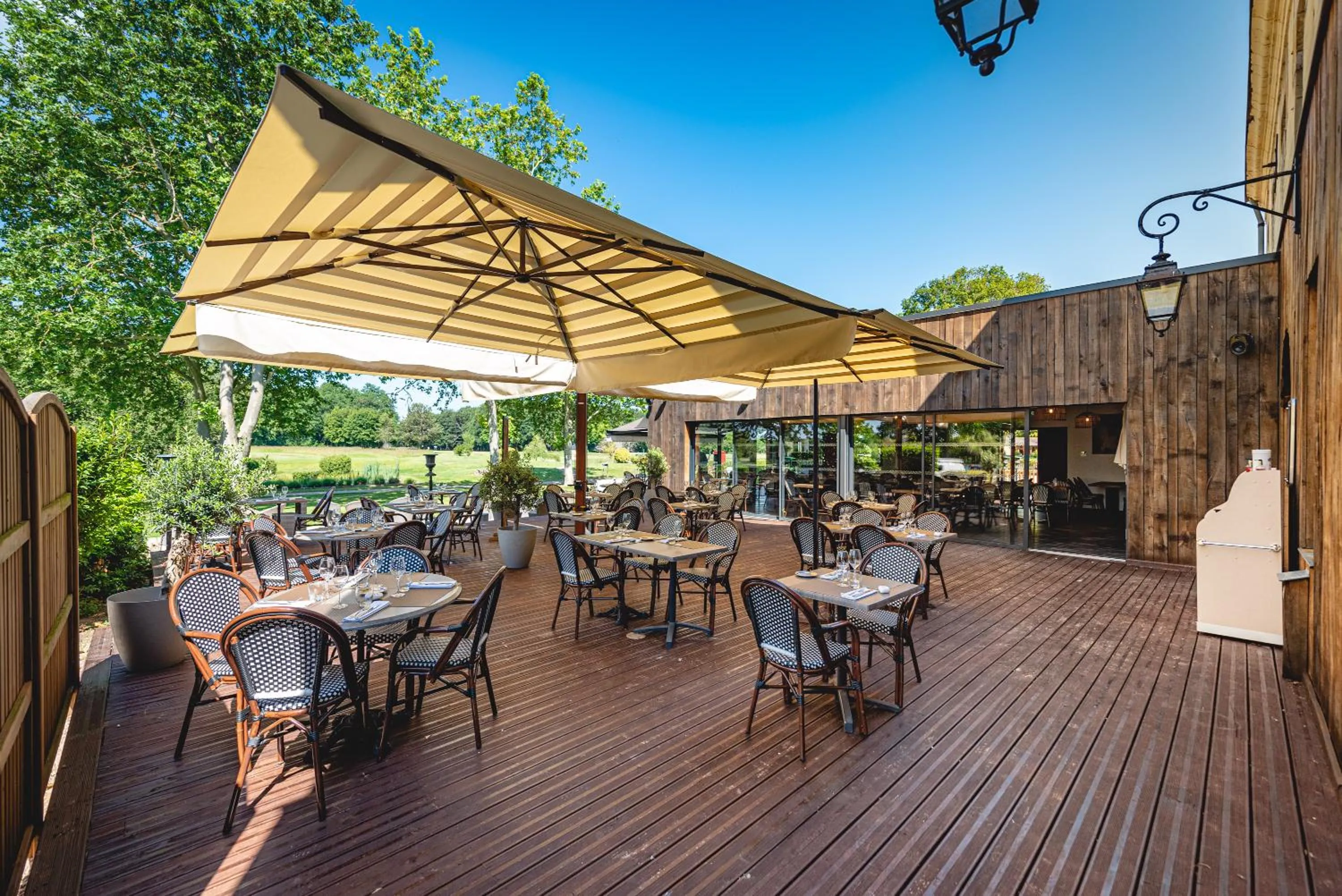 Restaurant/places to eat in Domaine de Roiffé