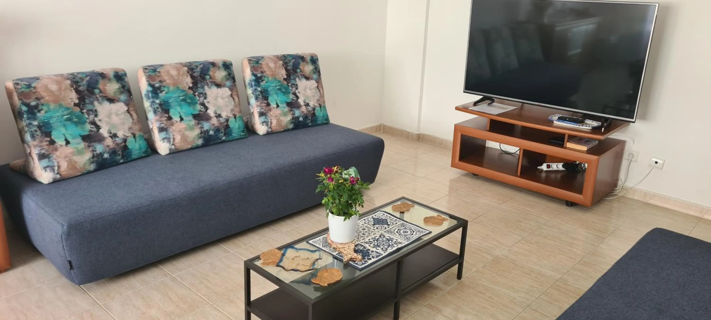 Vilamoura-Quarteira Beaches Apt with pool and sea view