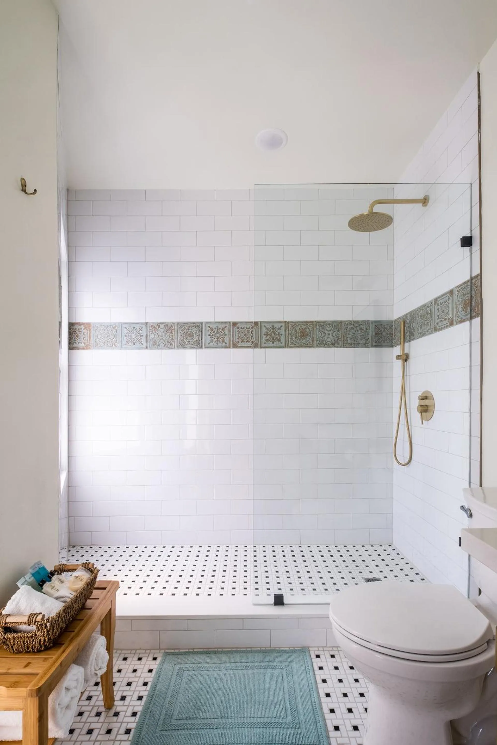 Internal: Not applicable to any particular room in Scarborough Inn