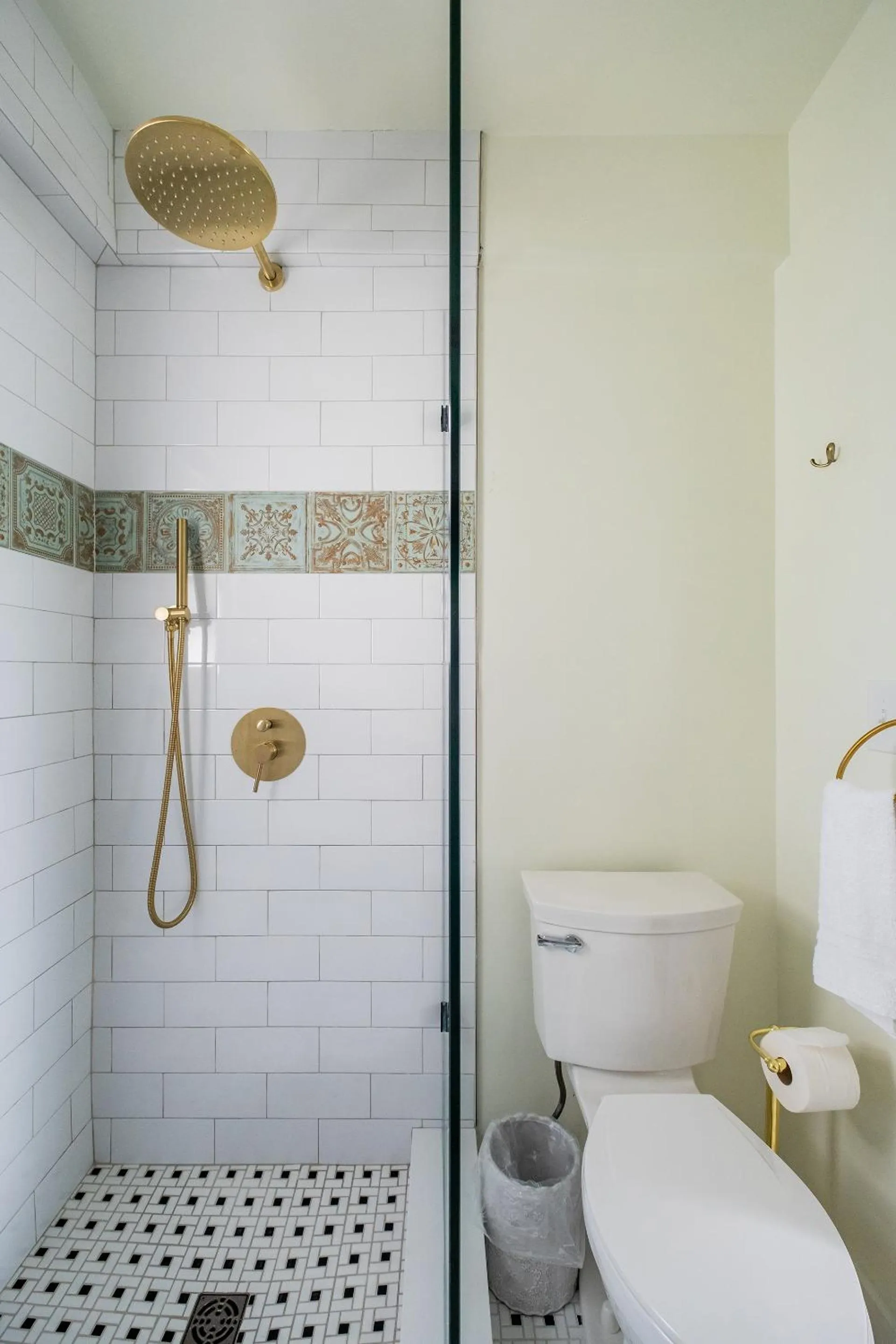 Internal: Not applicable to any particular room in Scarborough Inn