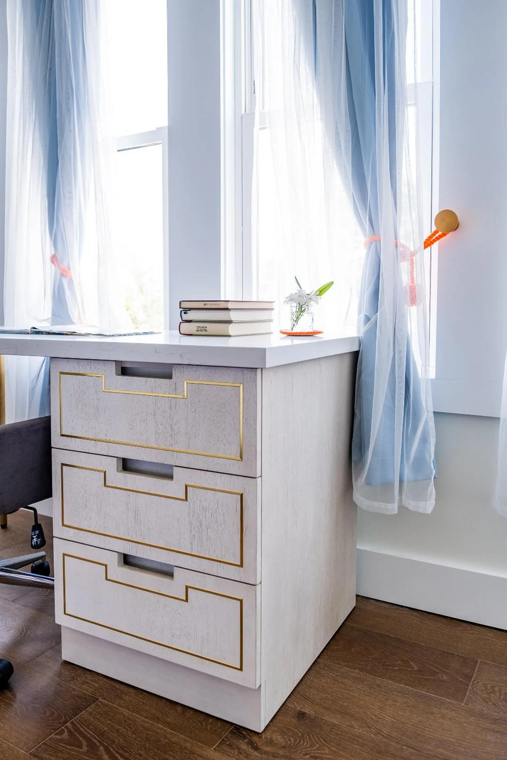 Internal: Not applicable to any particular room in Scarborough Inn