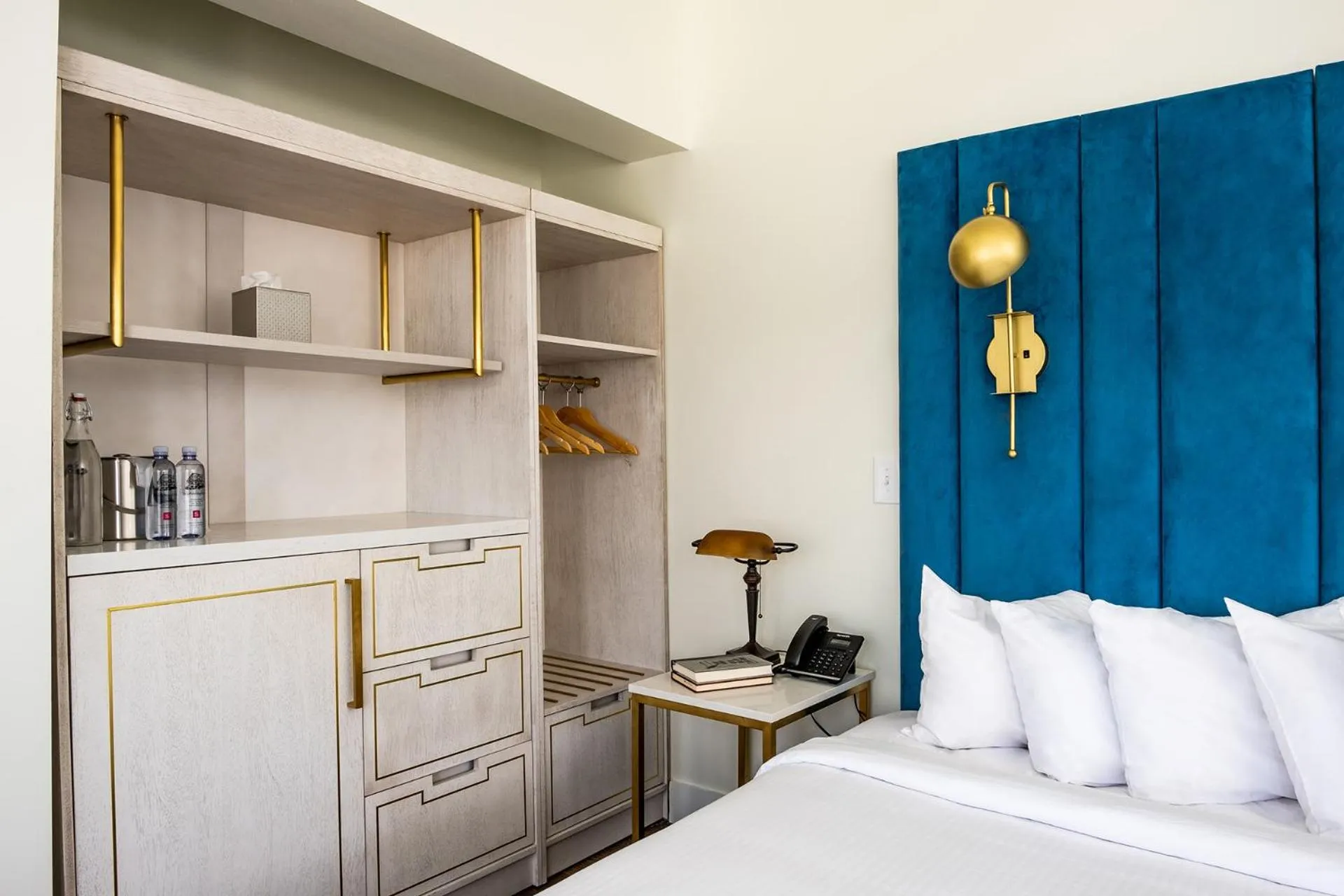 Bed in Scarborough Inn