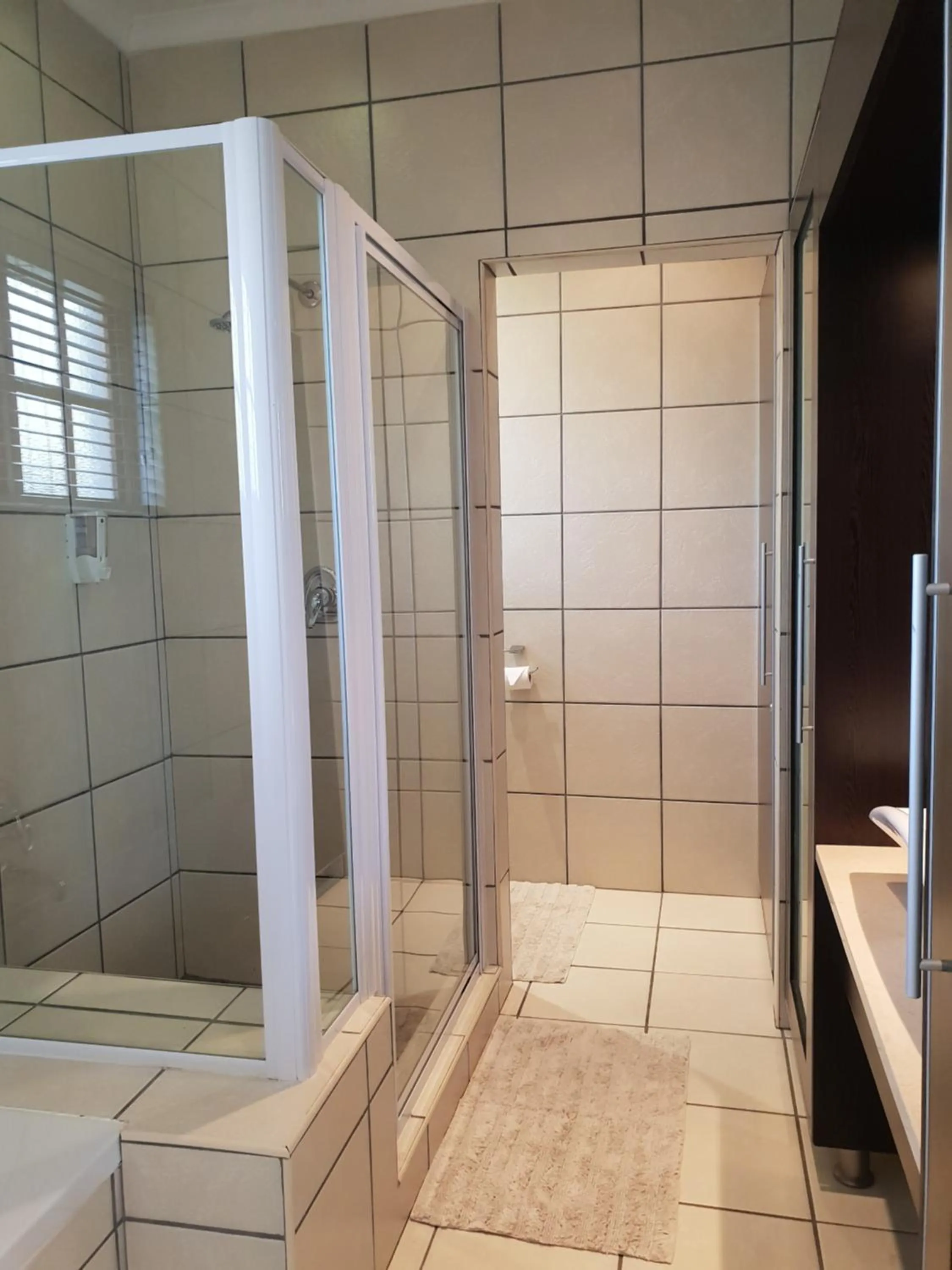 Bathroom in B&B on Church