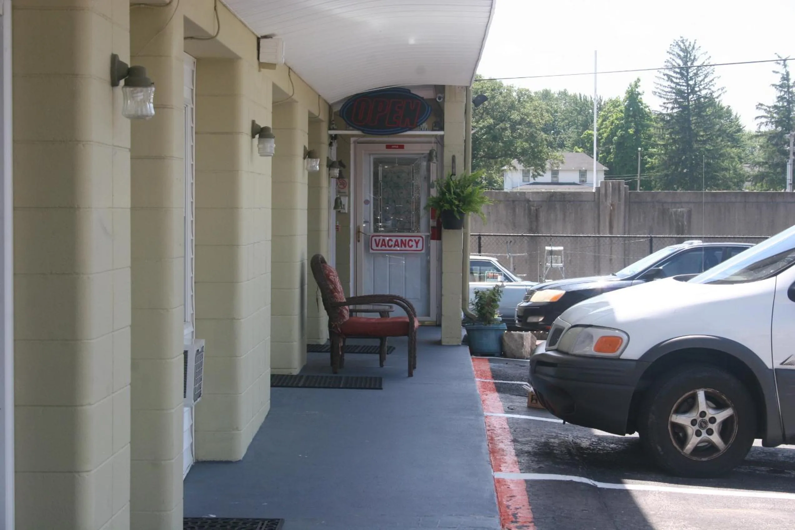Facade/entrance in Fountain Inn
