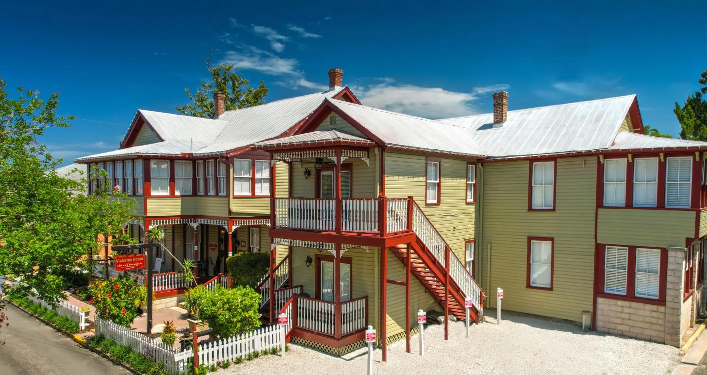 Victorian House Bed and Breakfast