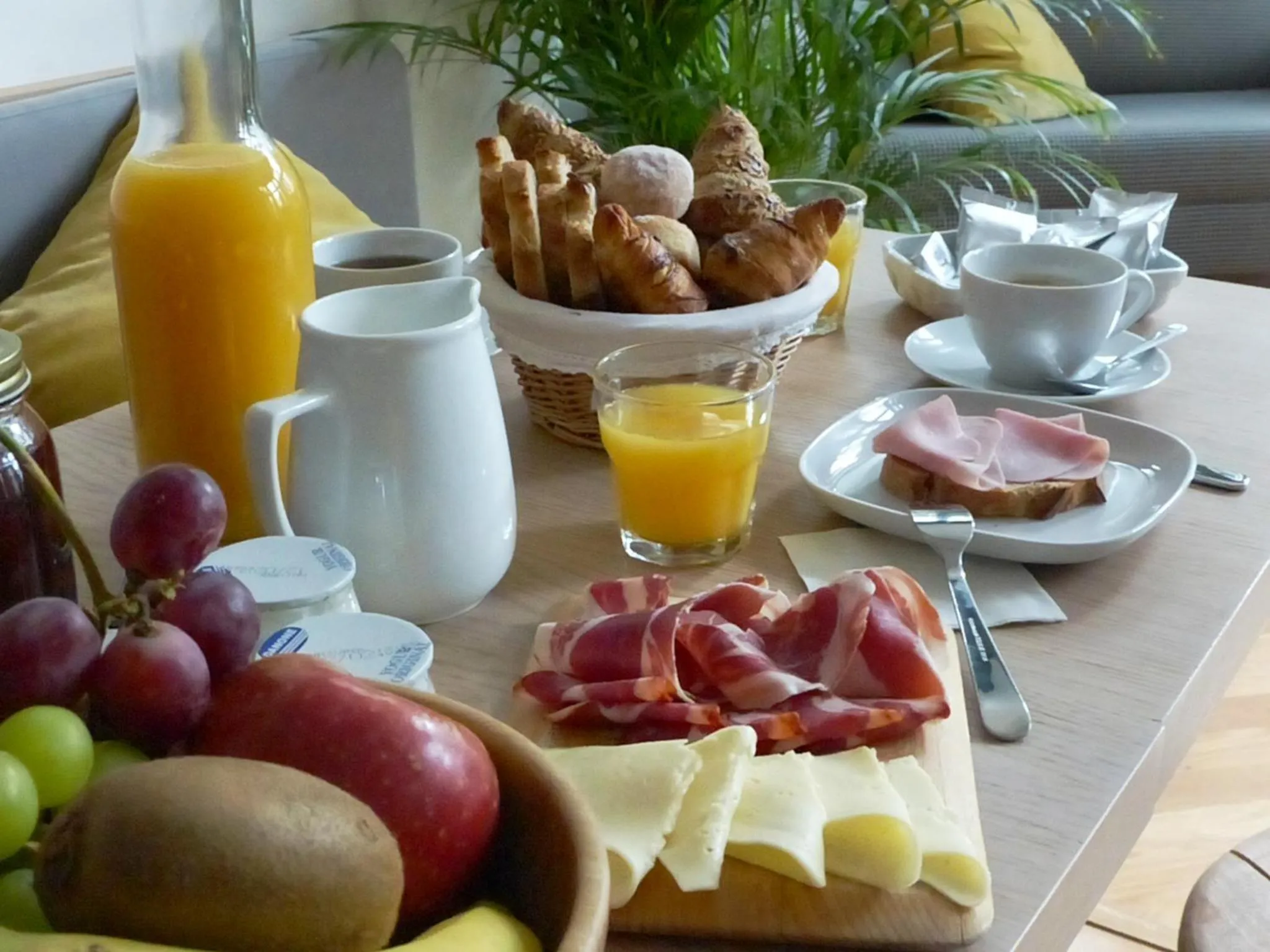 Breakfast in Casa Mathilda