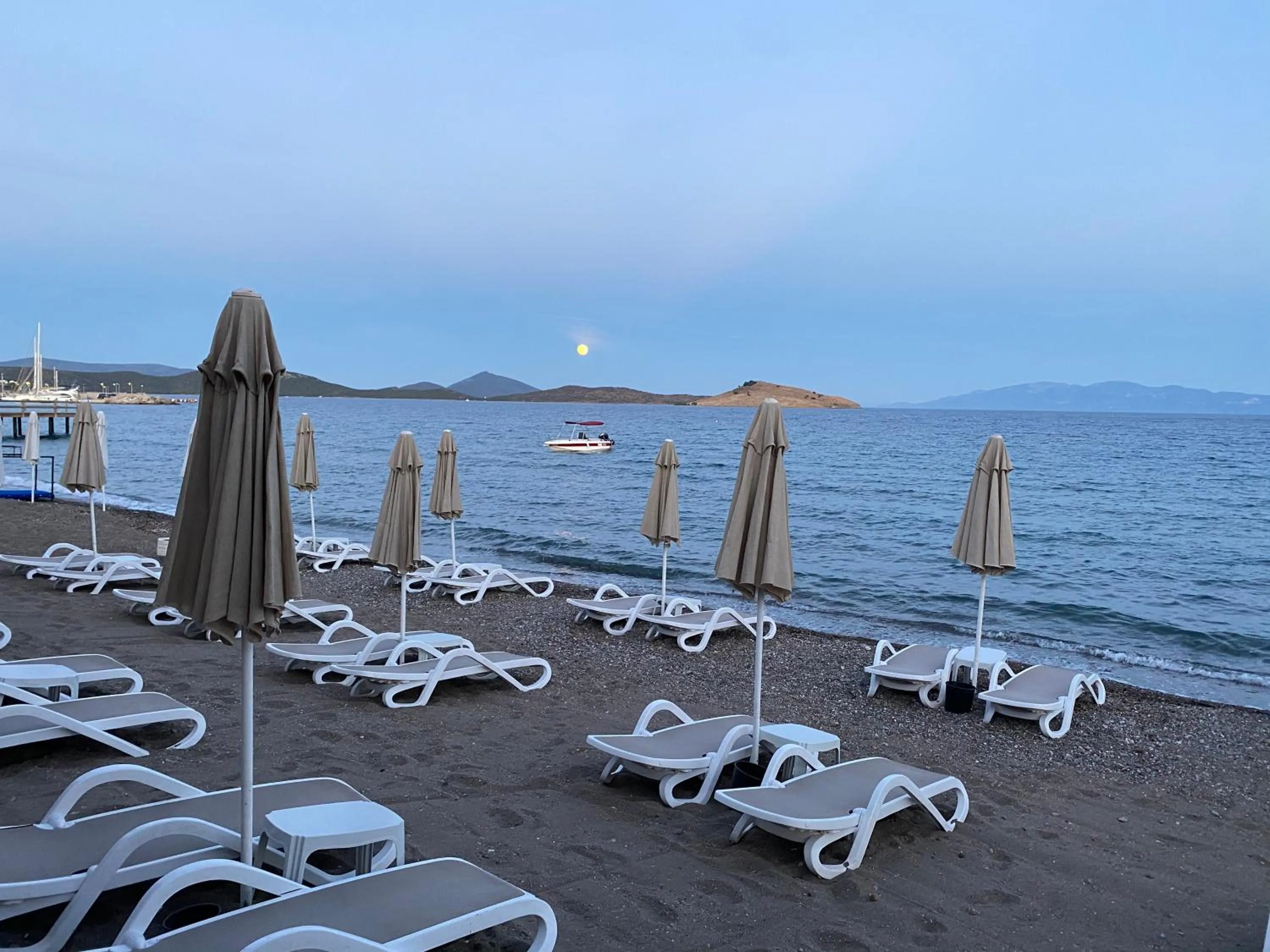 Beach in Zest Exclusive Hotel & Spa