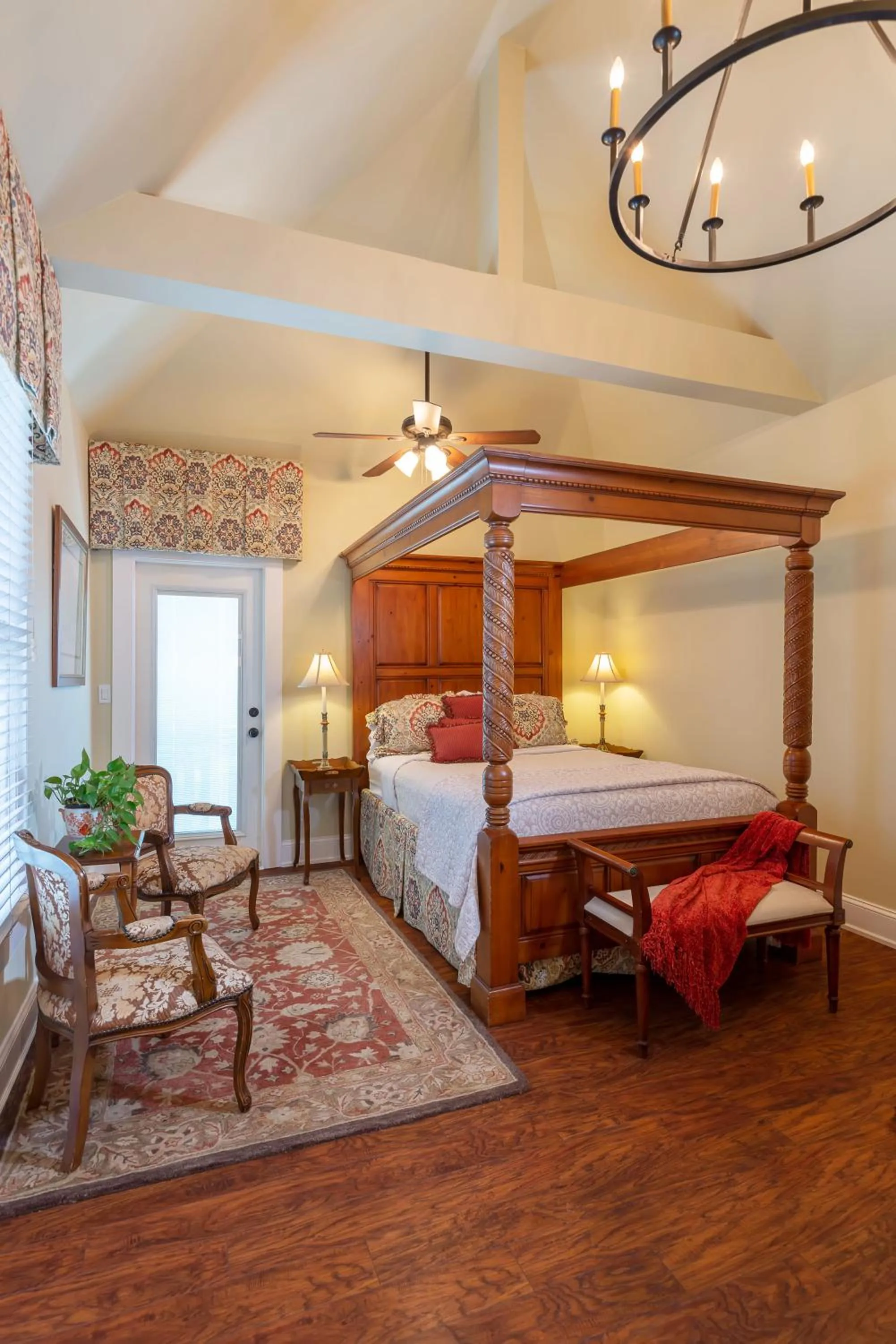 Photo of the whole room, Bed in The Kenwood Inn Oldest Bed and Breakfast, St Augustine Historic District