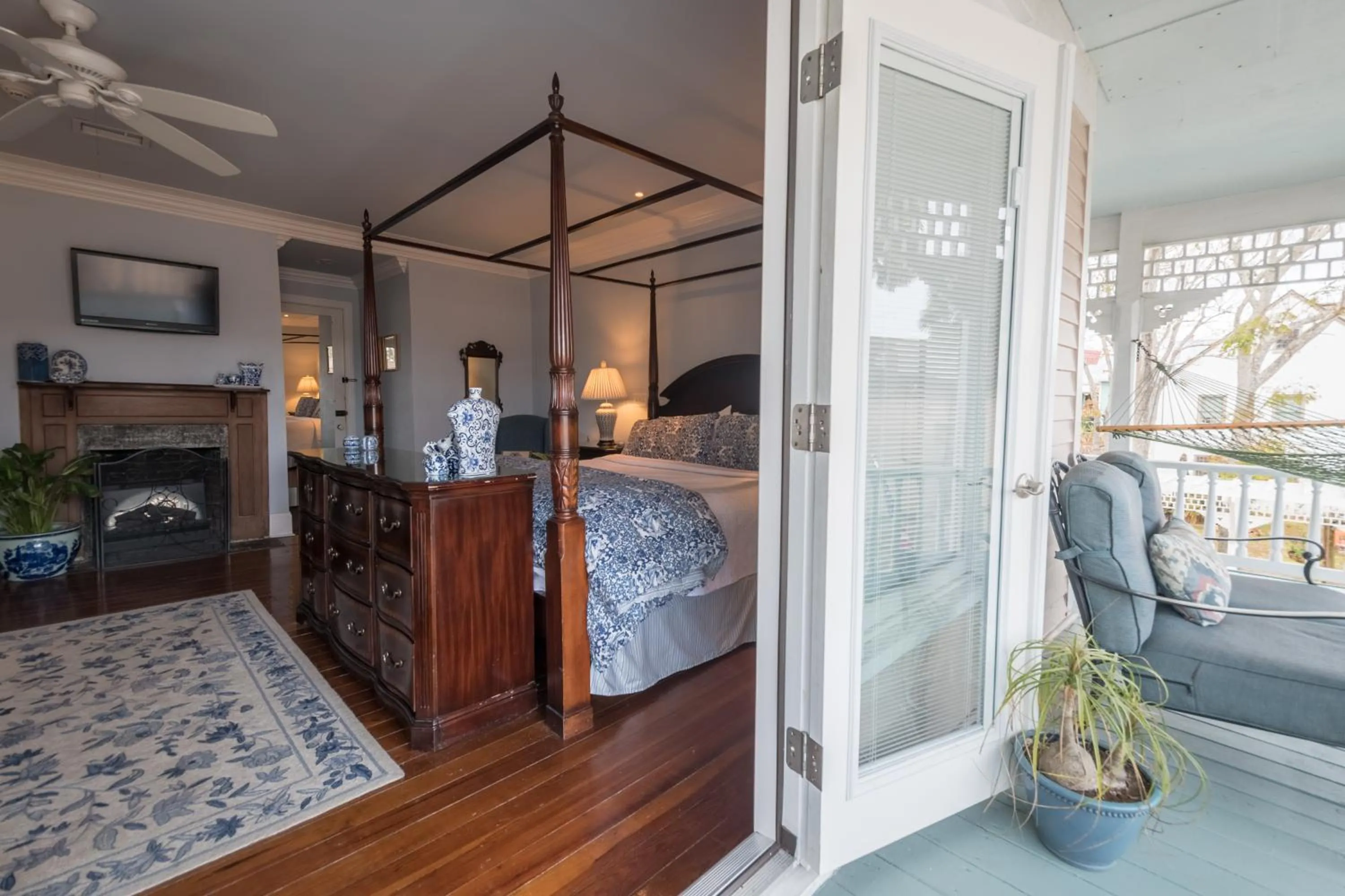 Bedroom, Bed in The Kenwood Inn Oldest Bed and Breakfast, St Augustine Historic District