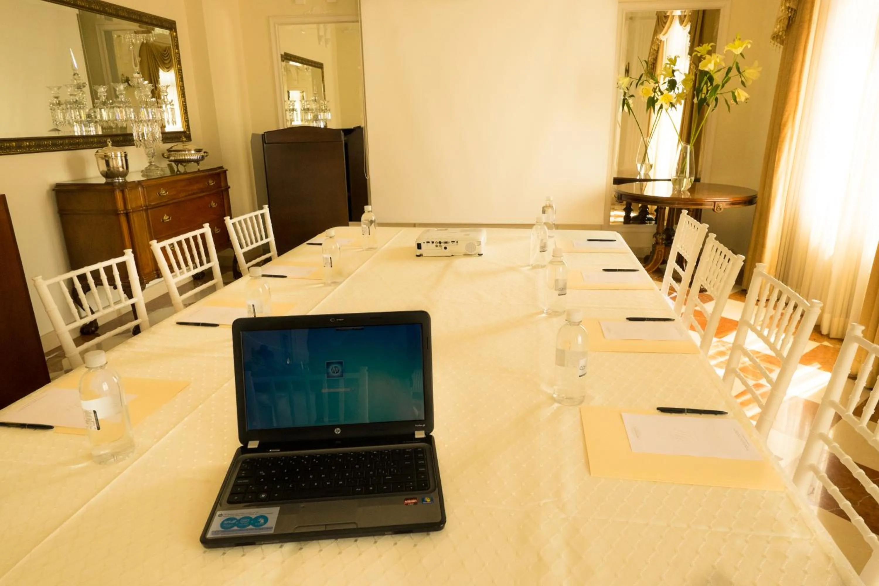 Meeting/conference room in Grand Hotel Tepatitlán